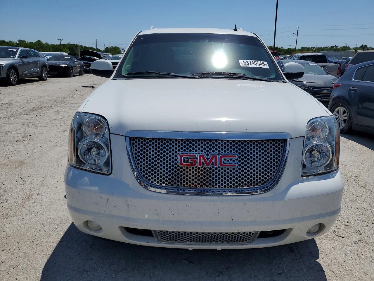2012 Gmc Yukon Xl Denali White vin: 1GKS2MEF1CR322142