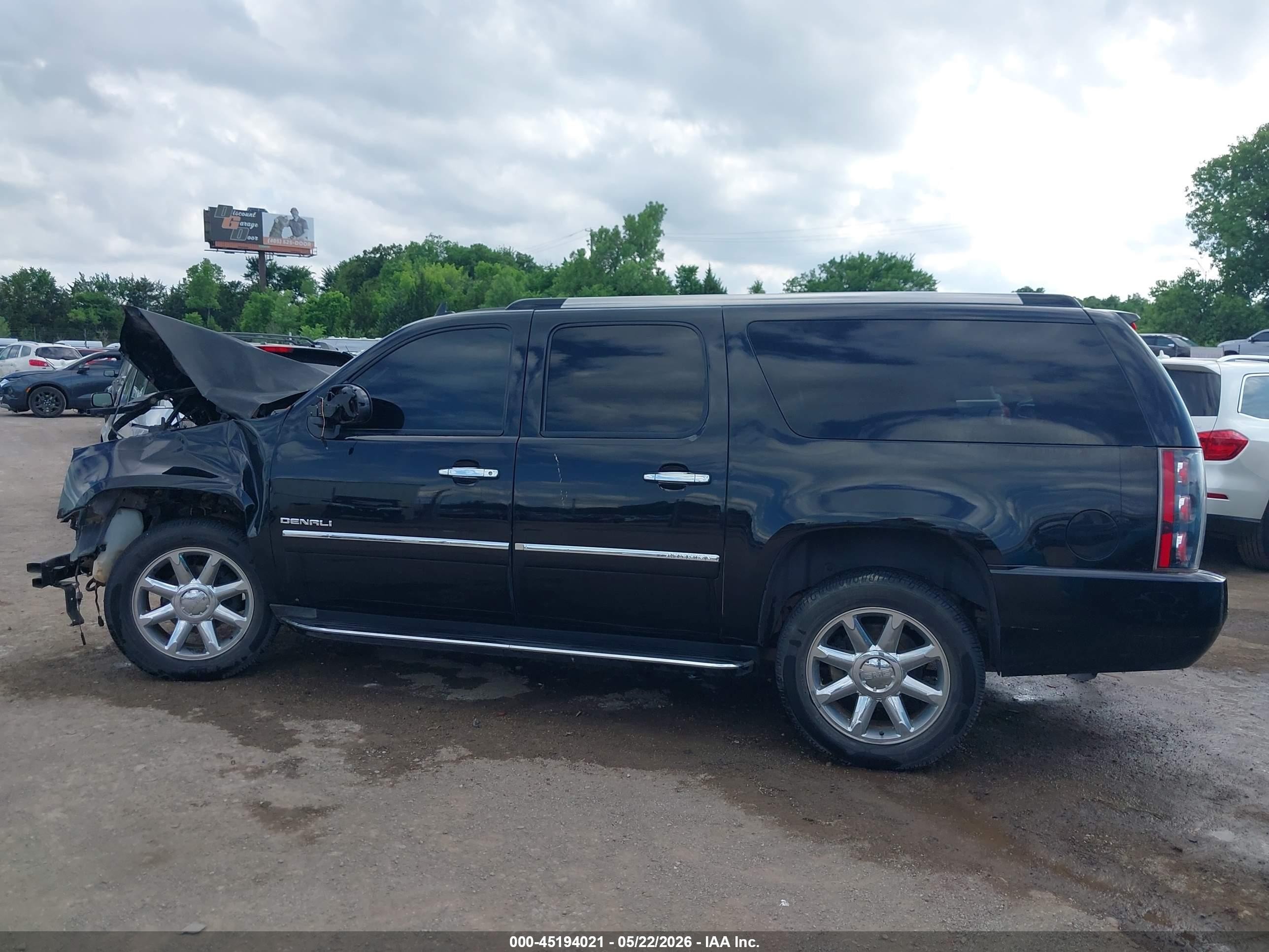 2014 Gmc Yukon Xl 1500 Denali Black vin: 1GKS2MEF1ER108965