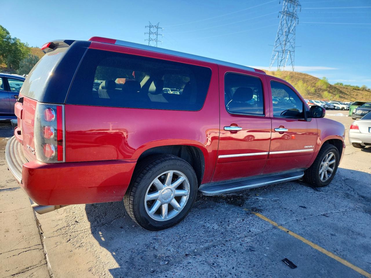 2012 Gmc Yukon Xl Denali Красный vin: 1GKS2MEF2CR291399
