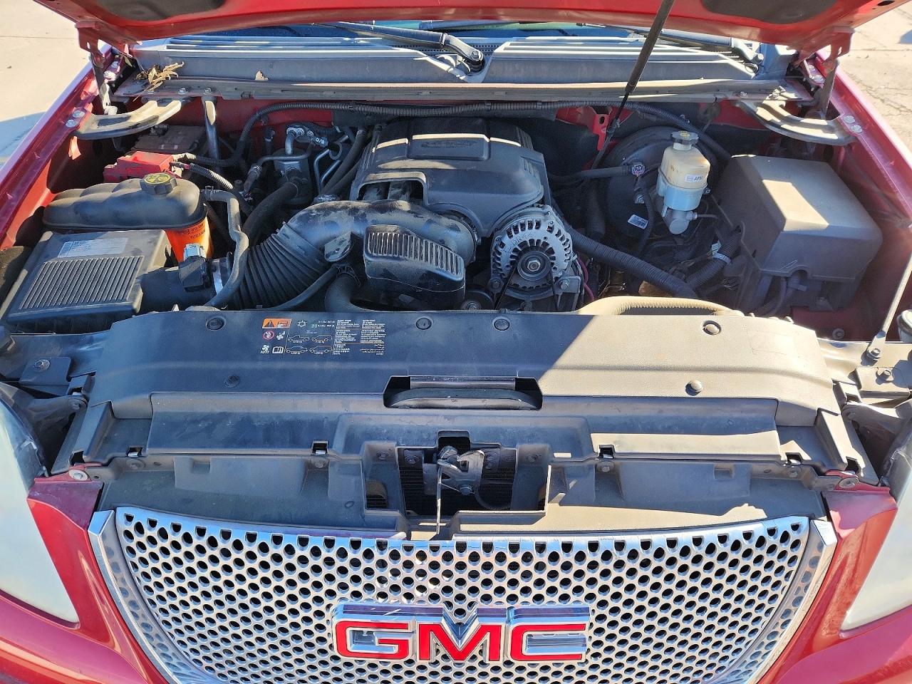2012 Gmc Yukon Xl Denali Красный vin: 1GKS2MEF2CR291399