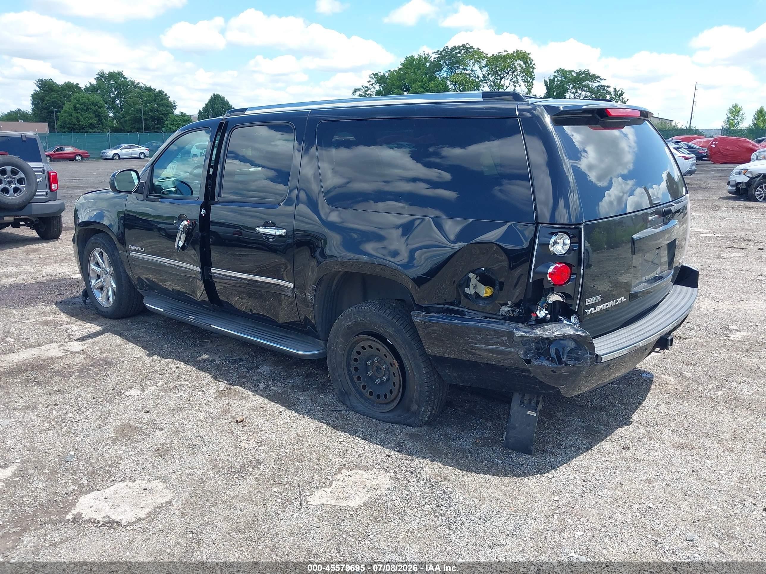 2012 Gmc Yukon Xl 1500 Denali Black vin: 1GKS2MEF2CR316219