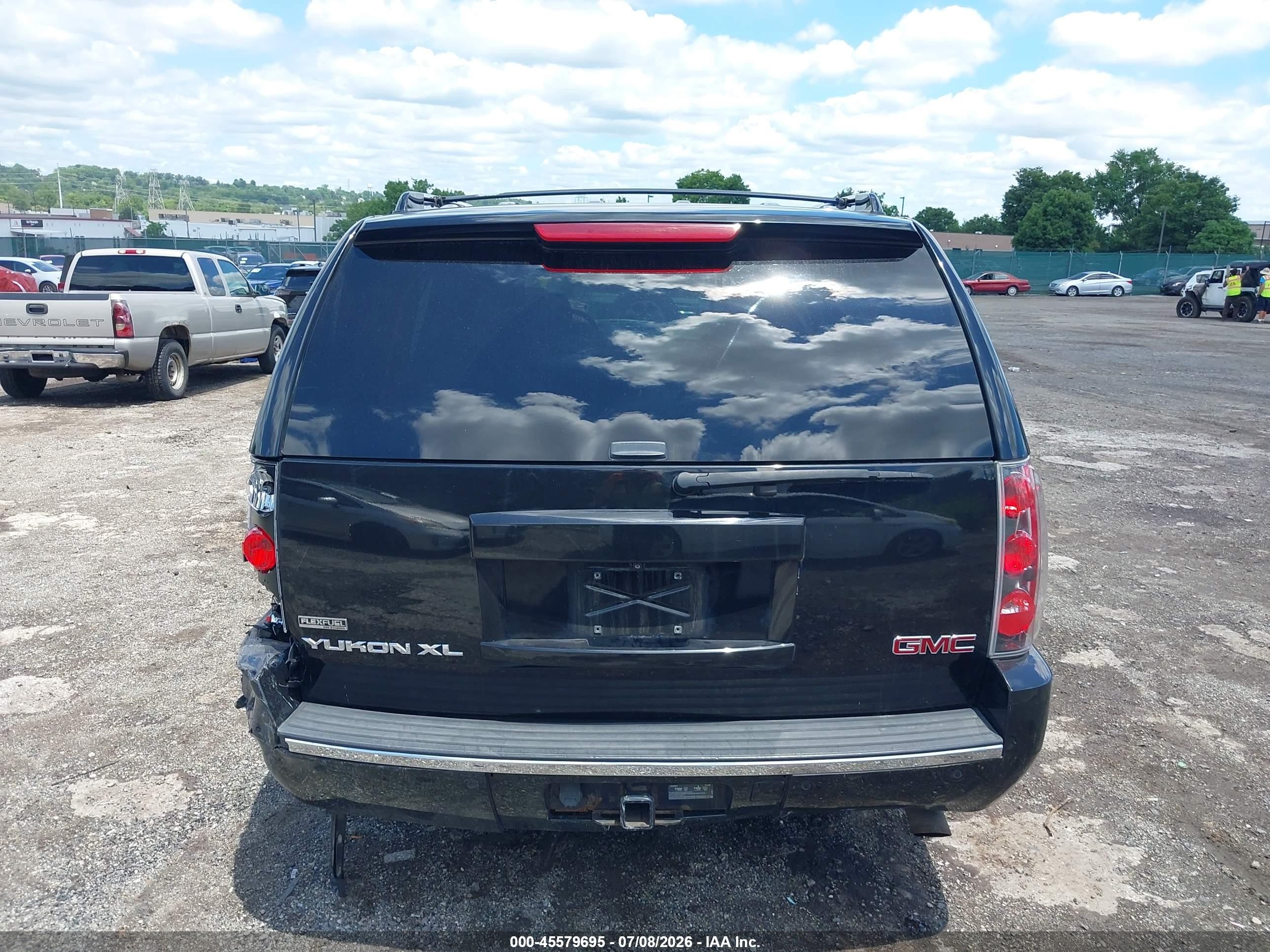 2012 Gmc Yukon Xl 1500 Denali Black vin: 1GKS2MEF2CR316219
