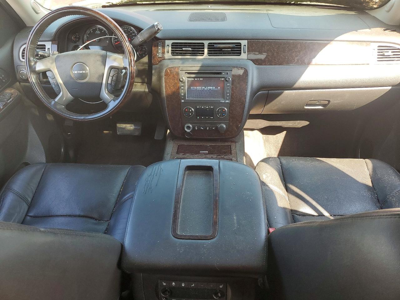 2014 Gmc Yukon Xl Denali Maroon vin: 1GKS2MEF2ER209982