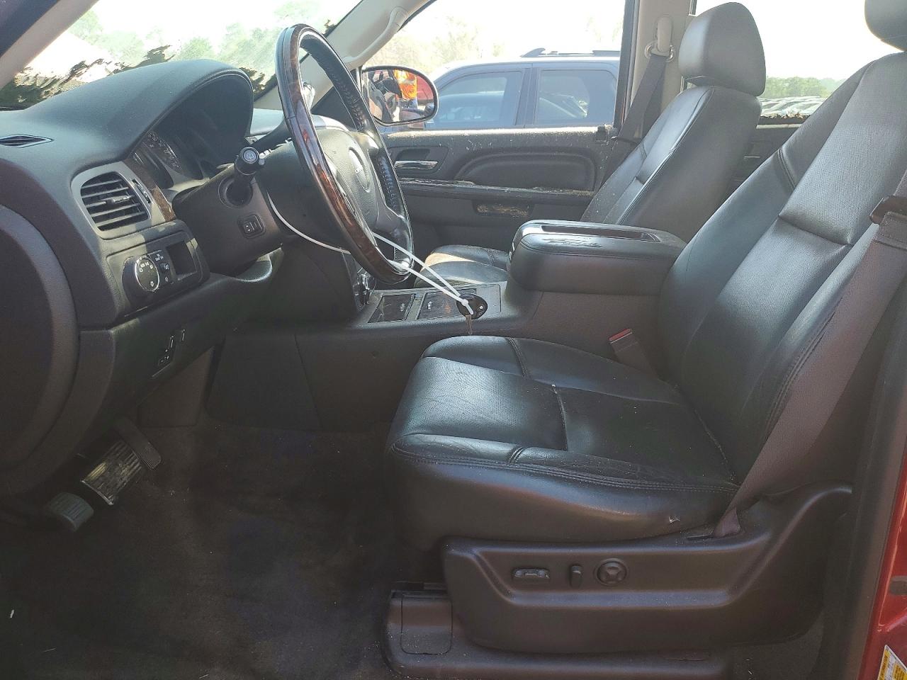 2014 Gmc Yukon Xl Denali Maroon vin: 1GKS2MEF2ER209982