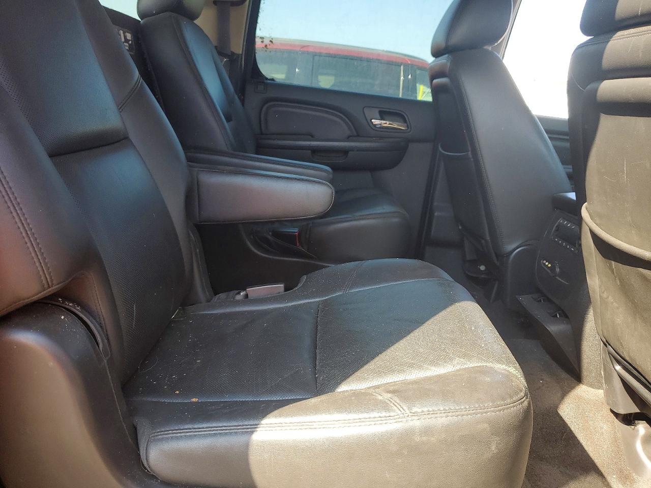 2014 Gmc Yukon Xl Denali Maroon vin: 1GKS2MEF2ER209982