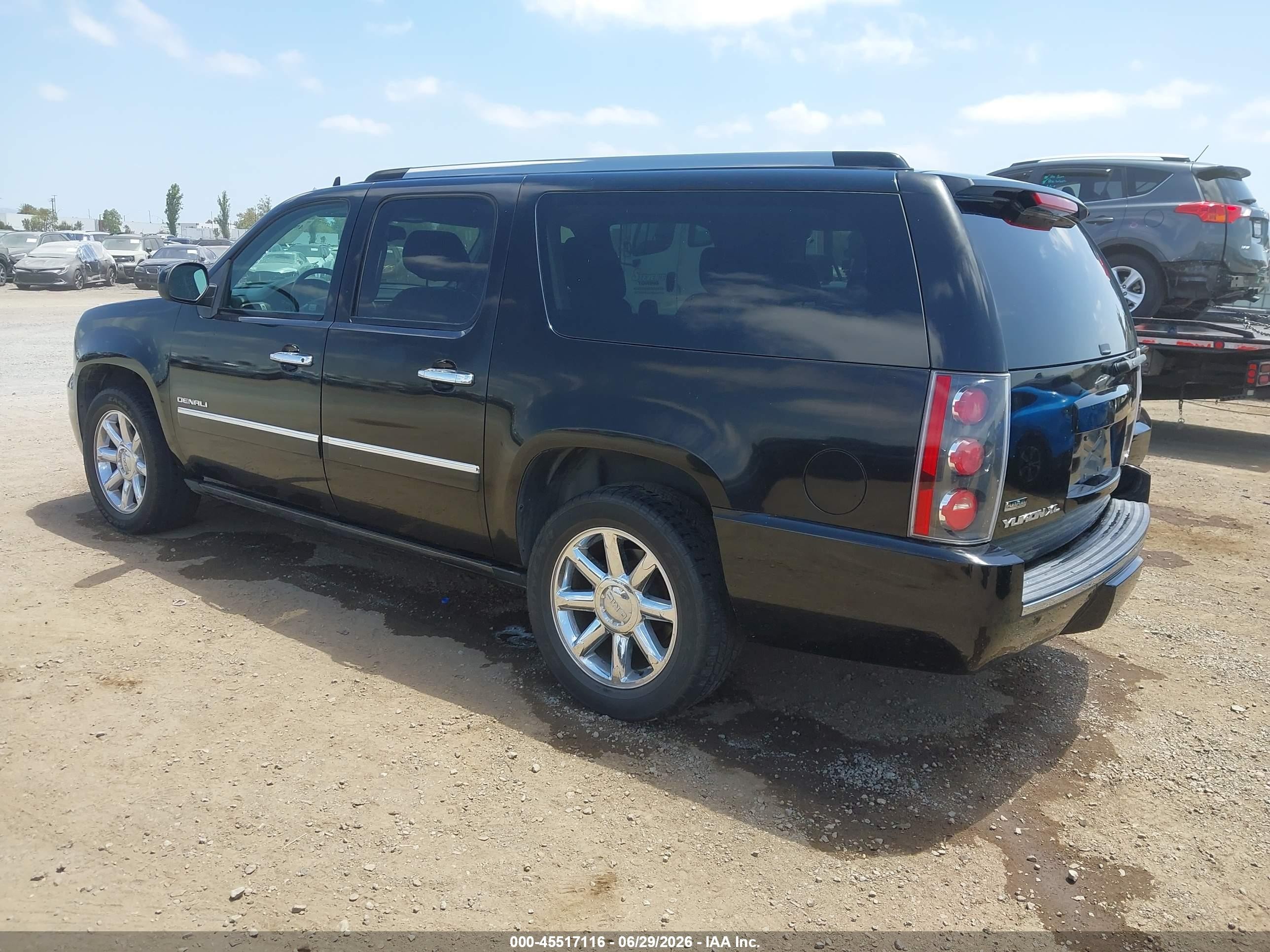 2011 Gmc Yukon Xl 1500 Denali Black vin: 1GKS2MEF3BR189351