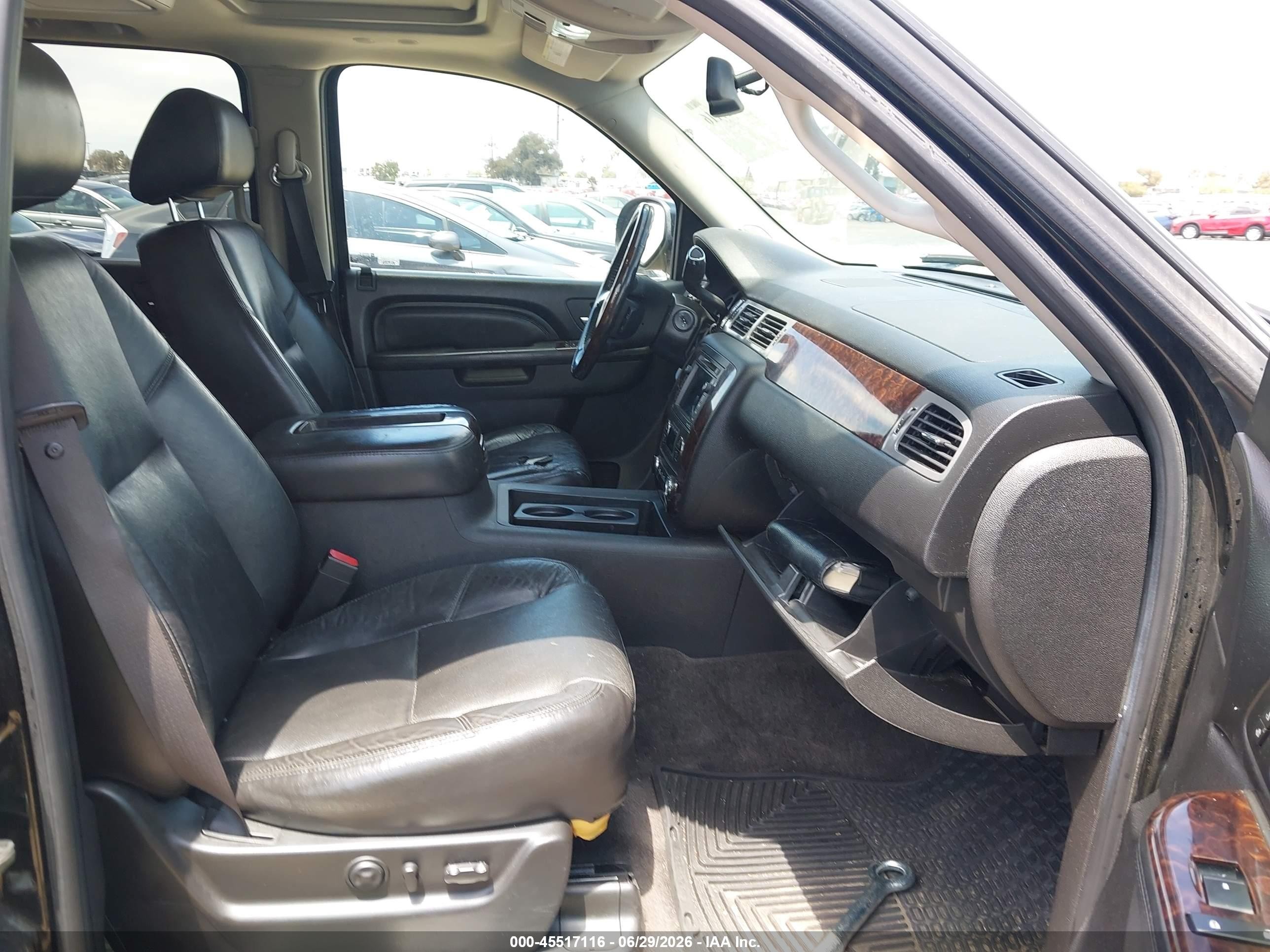 2011 Gmc Yukon Xl 1500 Denali Black vin: 1GKS2MEF3BR189351