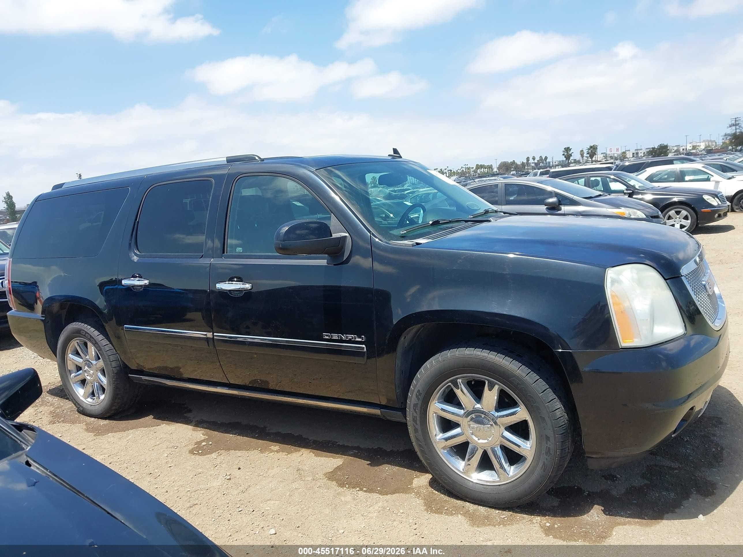 2011 Gmc Yukon Xl 1500 Denali Black vin: 1GKS2MEF3BR189351