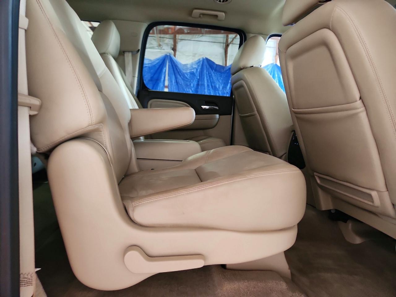 2011 Gmc Yukon Xl Denali White vin: 1GKS2MEF3BR311898