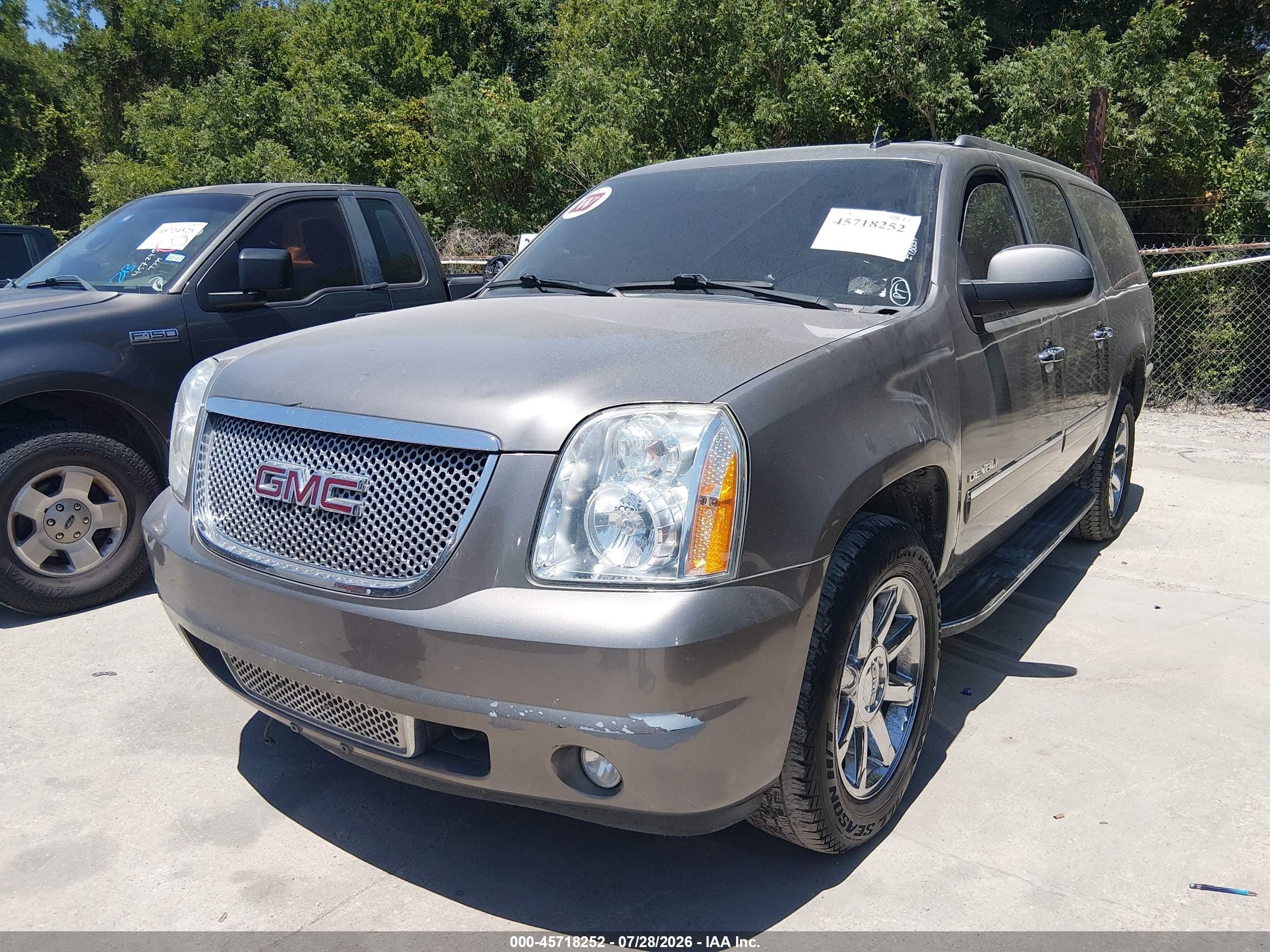 2012 Gmc Yukon Xl 1500 Denali Gray vin: 1GKS2MEF3CR184412