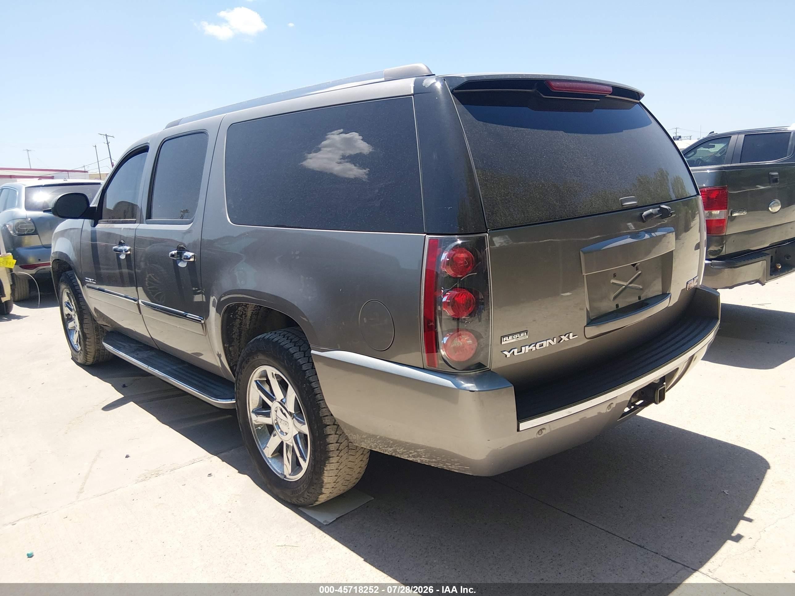 2012 Gmc Yukon Xl 1500 Denali Gray vin: 1GKS2MEF3CR184412