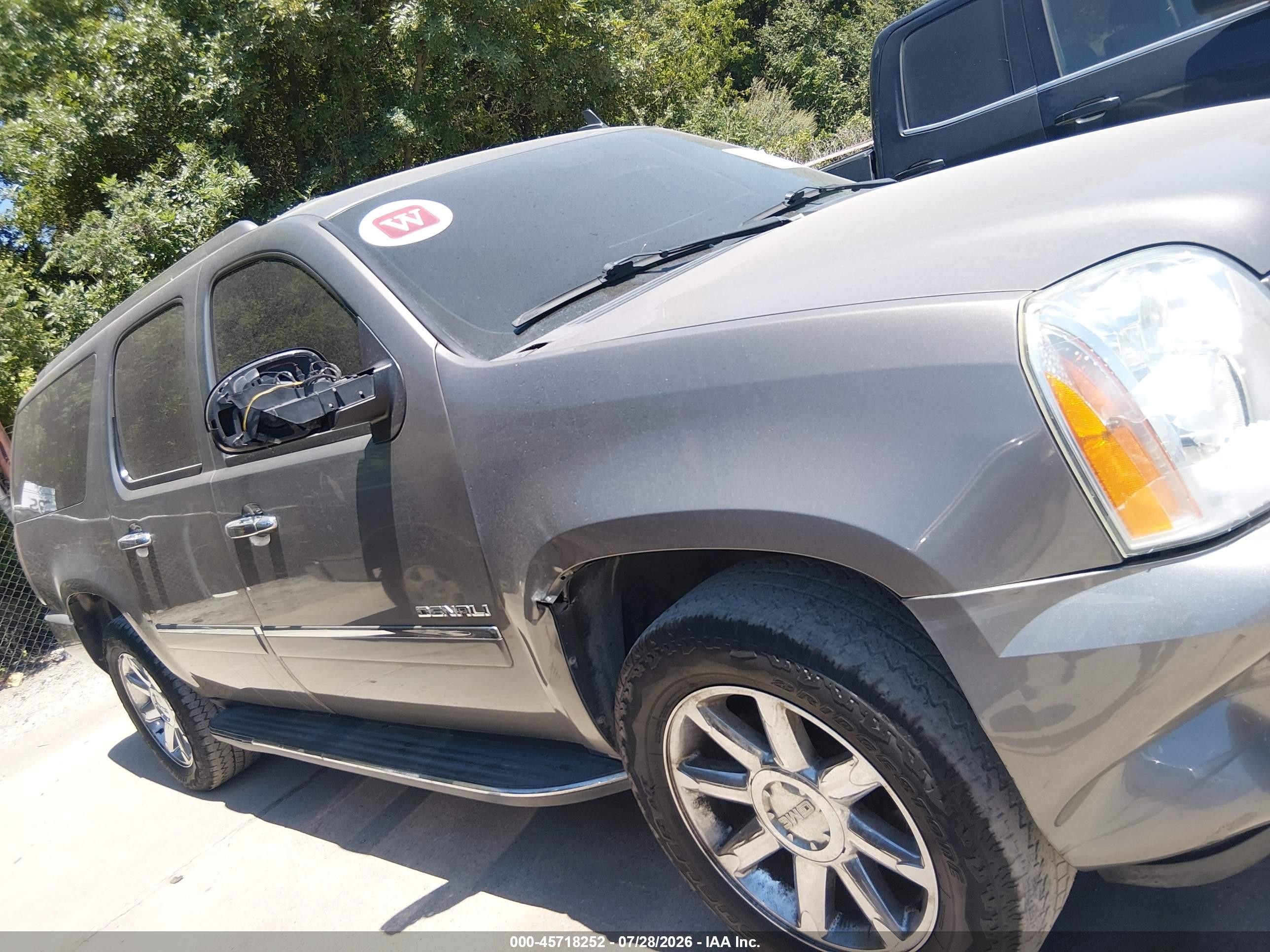 2012 Gmc Yukon Xl 1500 Denali Gray vin: 1GKS2MEF3CR184412