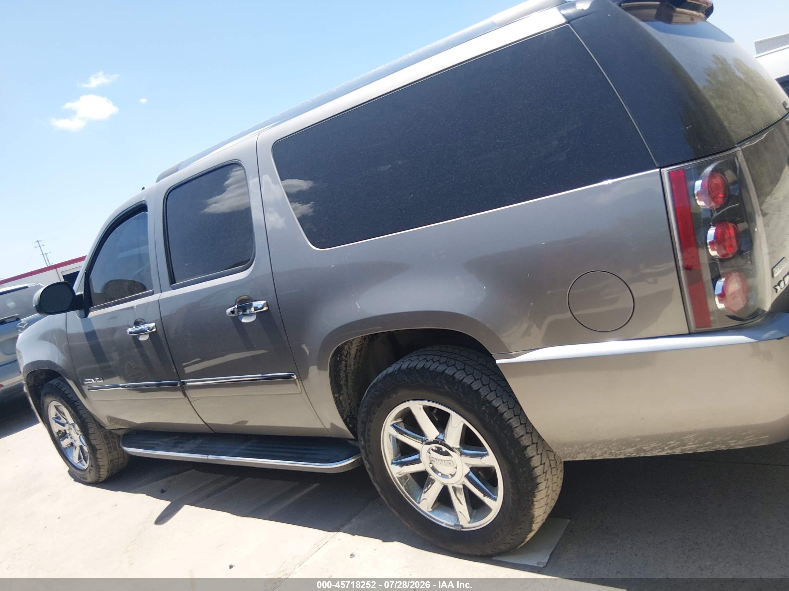 2012 Gmc Yukon Xl 1500 Denali Gray vin: 1GKS2MEF3CR184412