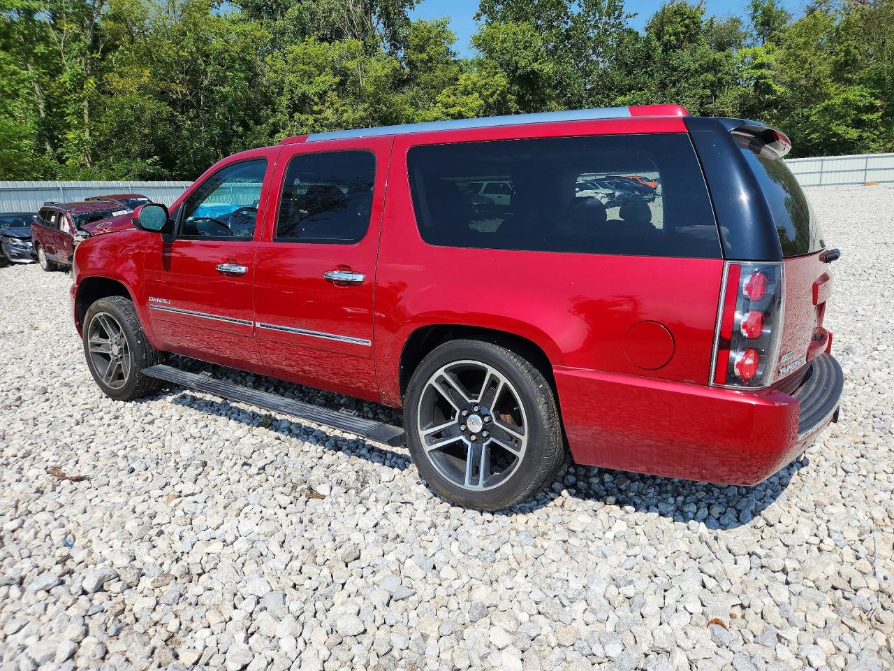 2012 Gmc Yukon Xl Denali Red vin: 1GKS2MEF3CR217974