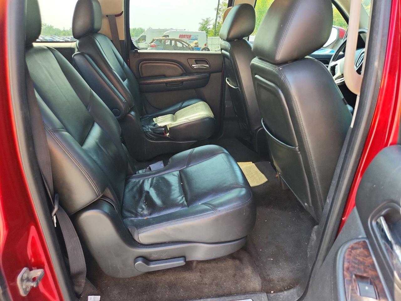 2012 Gmc Yukon Xl Denali Red vin: 1GKS2MEF3CR217974