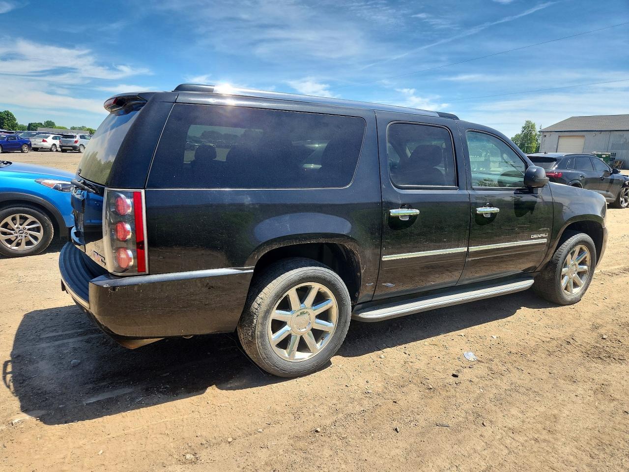 2012 Gmc Yukon Xl Denali Black vin: 1GKS2MEF3CR281089
