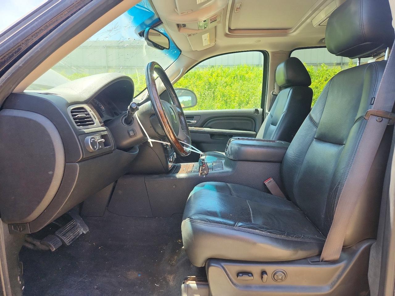 2012 Gmc Yukon Xl Denali Black vin: 1GKS2MEF3CR281089
