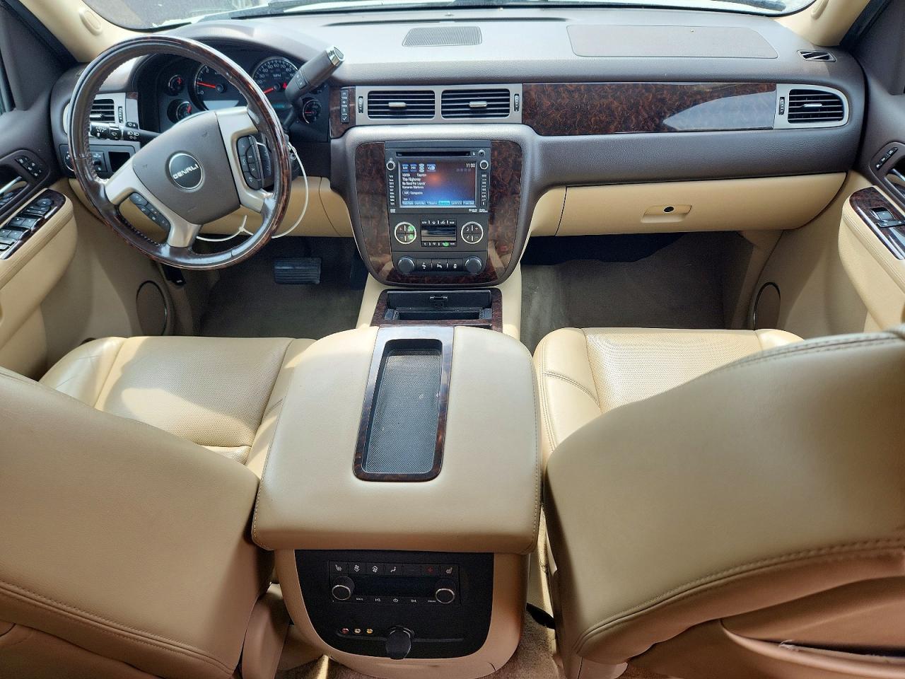 2014 Gmc Yukon Xl Denali Белый vin: 1GKS2MEF3ER222210