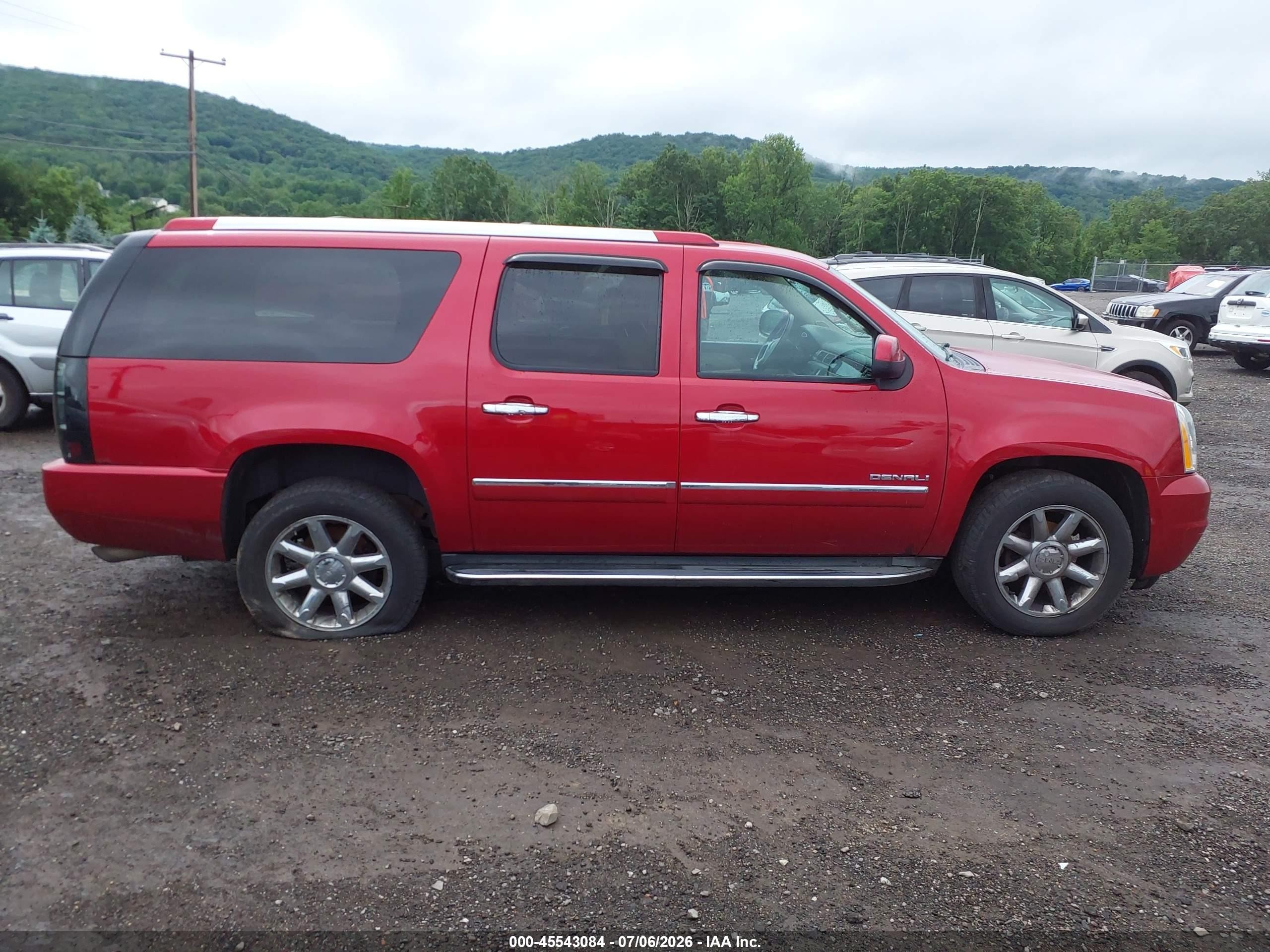 2013 Gmc Yukon Xl 1500 Denali Red vin: 1GKS2MEF4DR376505
