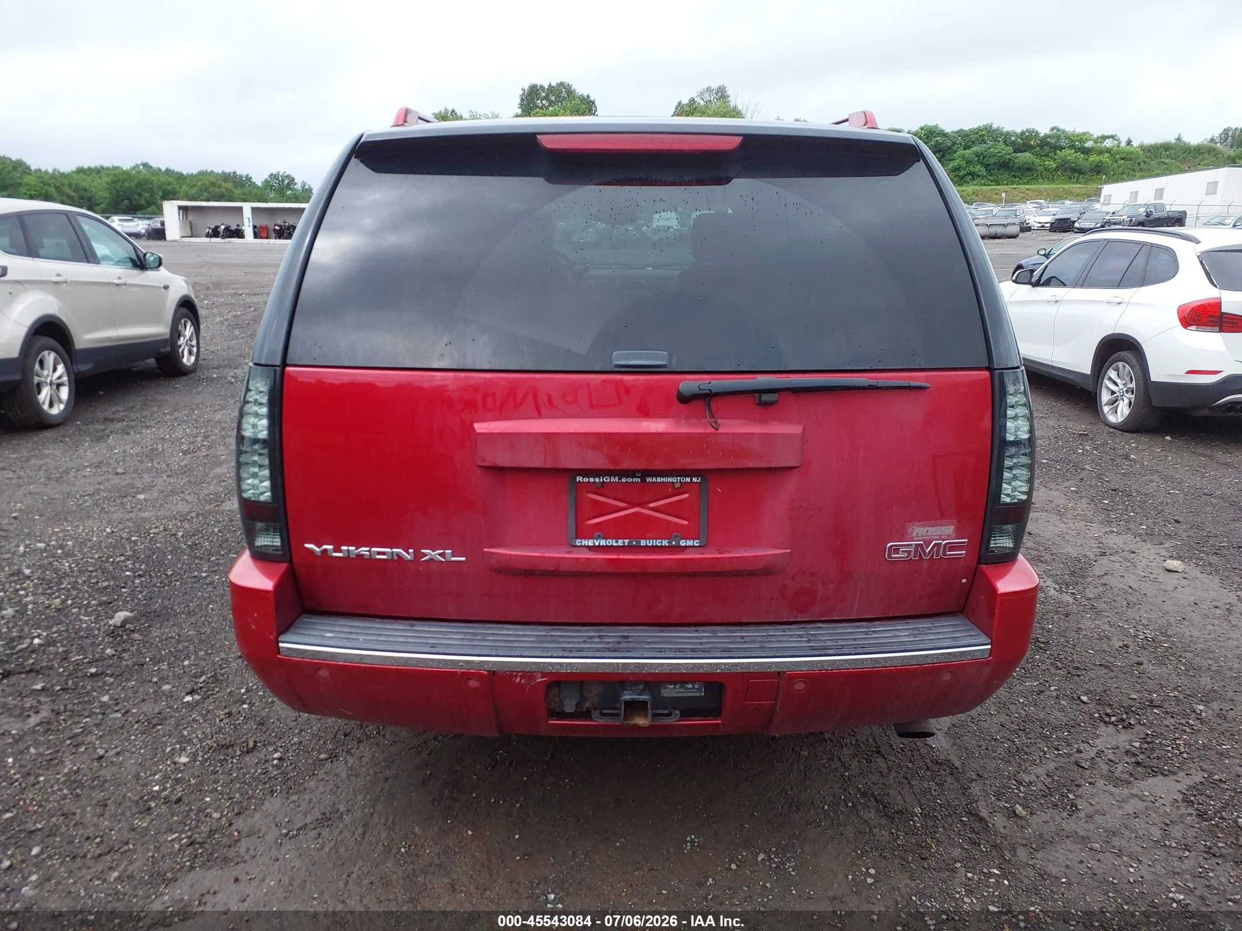 2013 Gmc Yukon Xl 1500 Denali Red vin: 1GKS2MEF4DR376505