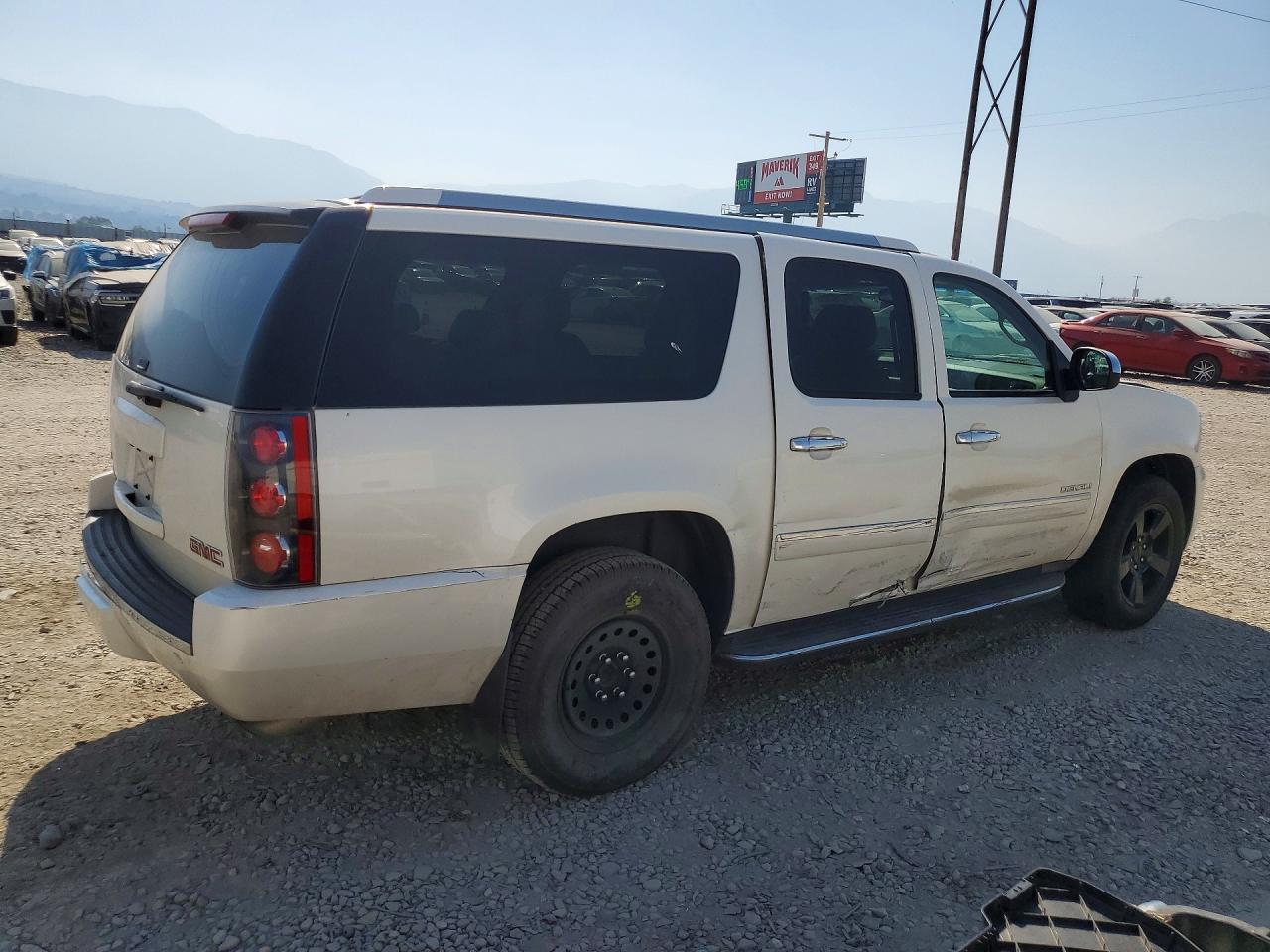 2011 Gmc Yukon Xl Denali White vin: 1GKS2MEF5BR128339