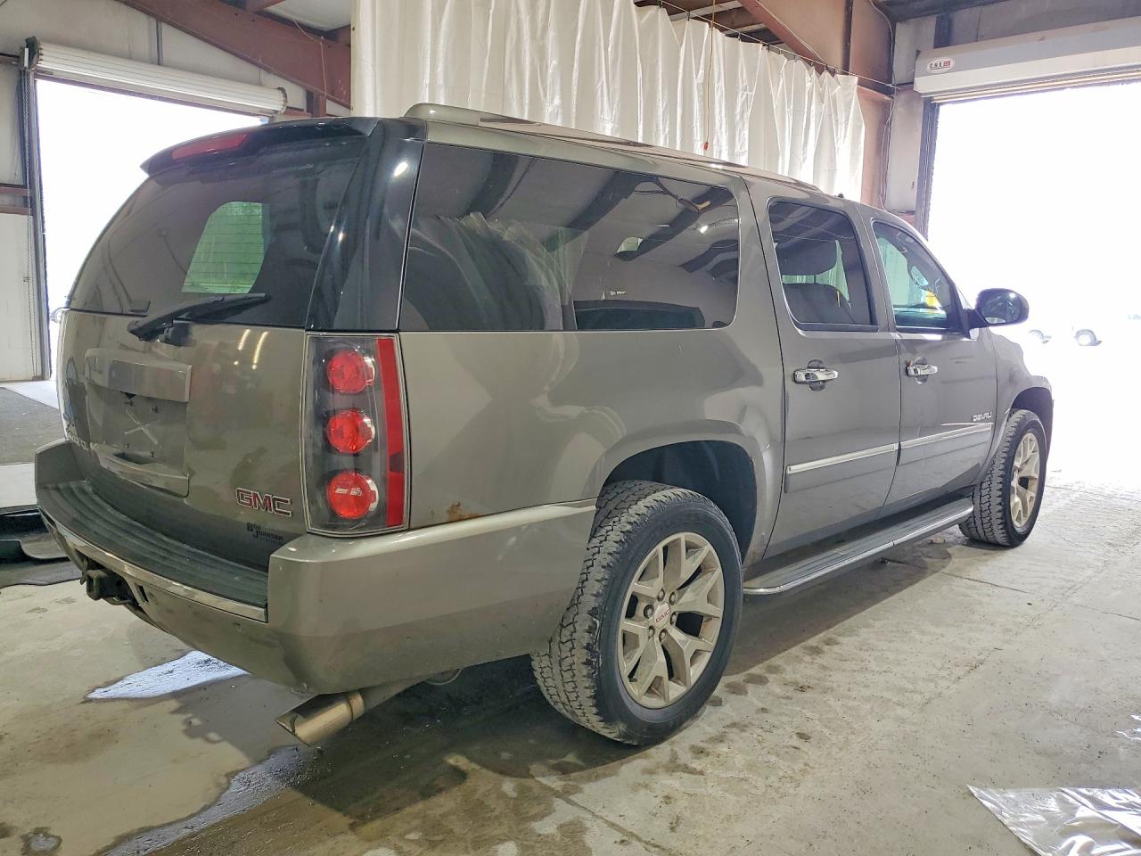 2012 Gmc Yukon Xl Denali Gray vin: 1GKS2MEF5CR225378