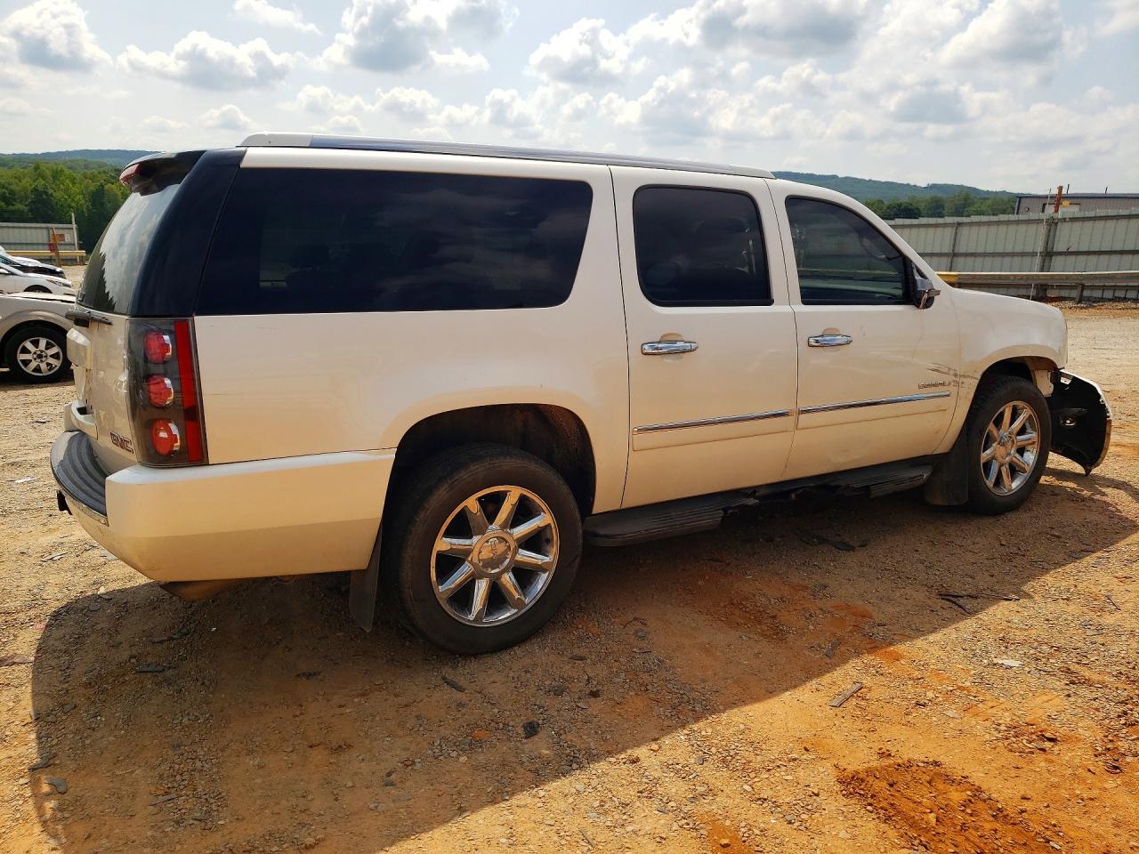 2013 Gmc Yukon Xl Denali Cream vin: 1GKS2MEF5DR261413