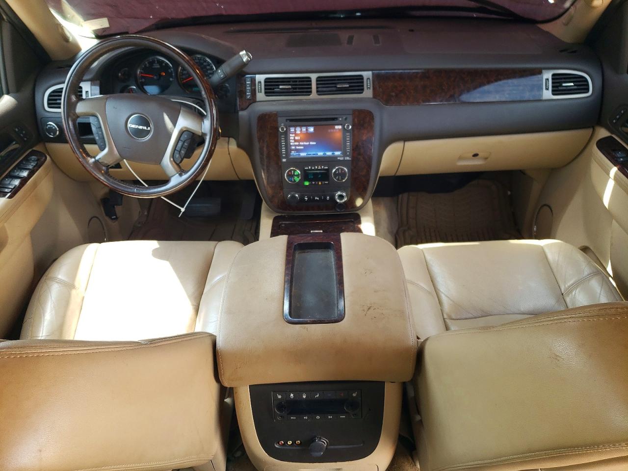 2013 Gmc Yukon Xl Denali Cream vin: 1GKS2MEF5DR261413