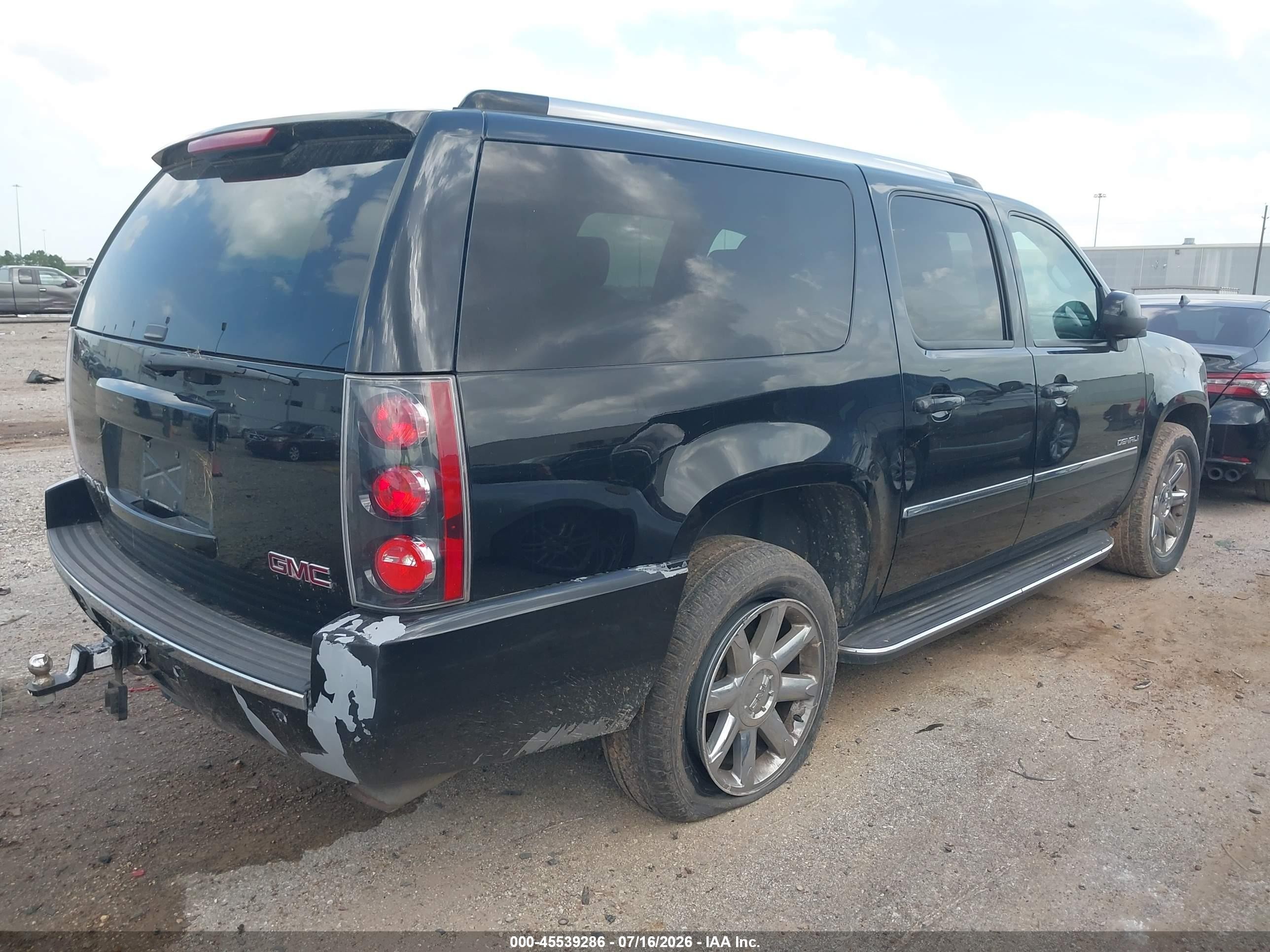2013 Gmc Yukon Xl 1500 Denali Black vin: 1GKS2MEF5DR368770
