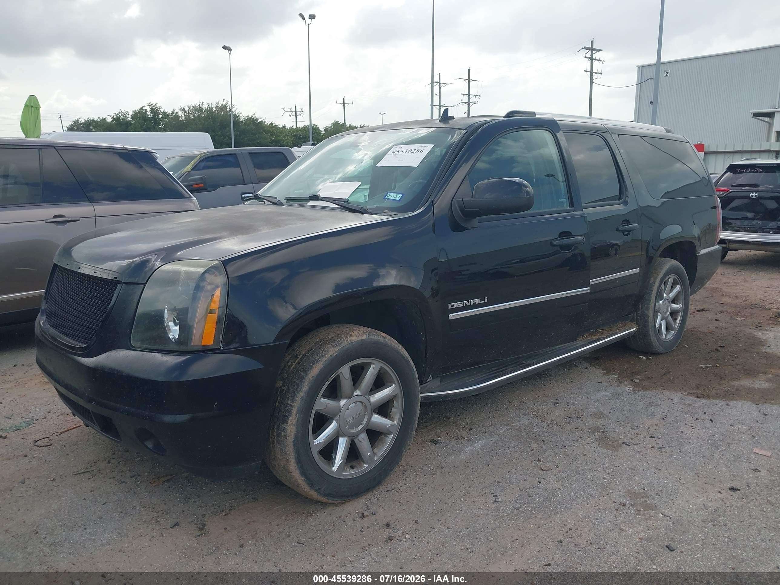 2013 Gmc Yukon Xl 1500 Denali Black vin: 1GKS2MEF5DR368770