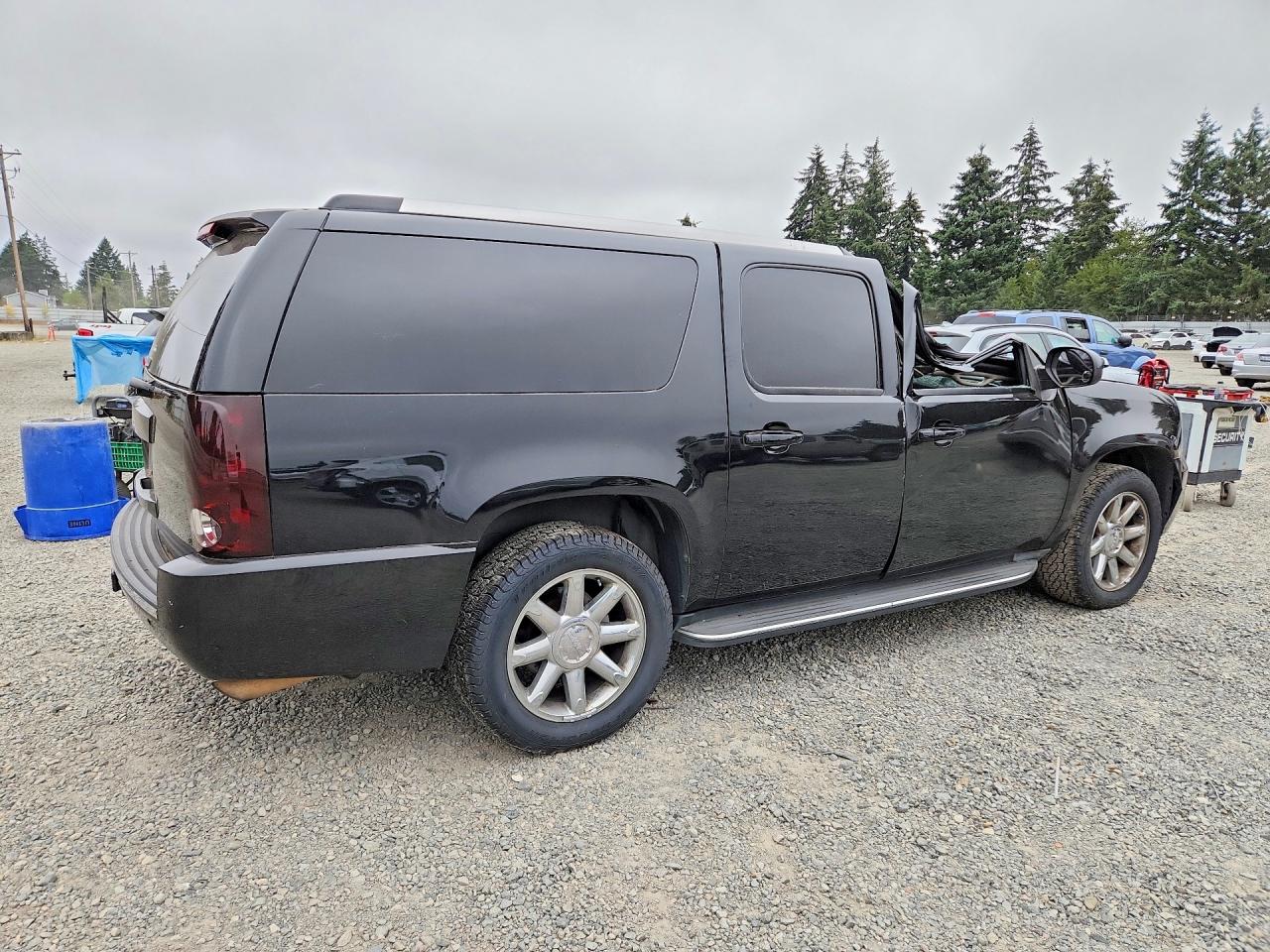 2013 Gmc Yukon Xl Denali Black vin: 1GKS2MEF5DR378294