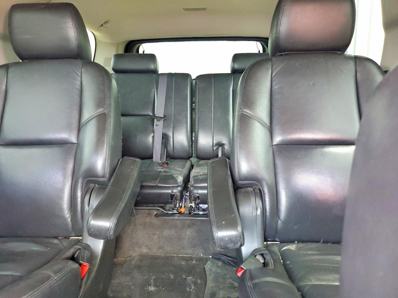 2011 Gmc Yukon Xl Denali Black vin: 1GKS2MEF6BR200245
