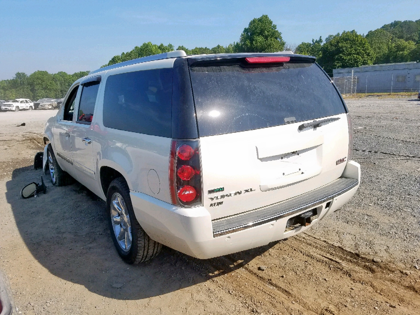 2012 Gmc Yukon Xl Denali Cream vin: 1GKS2MEF6CR185909