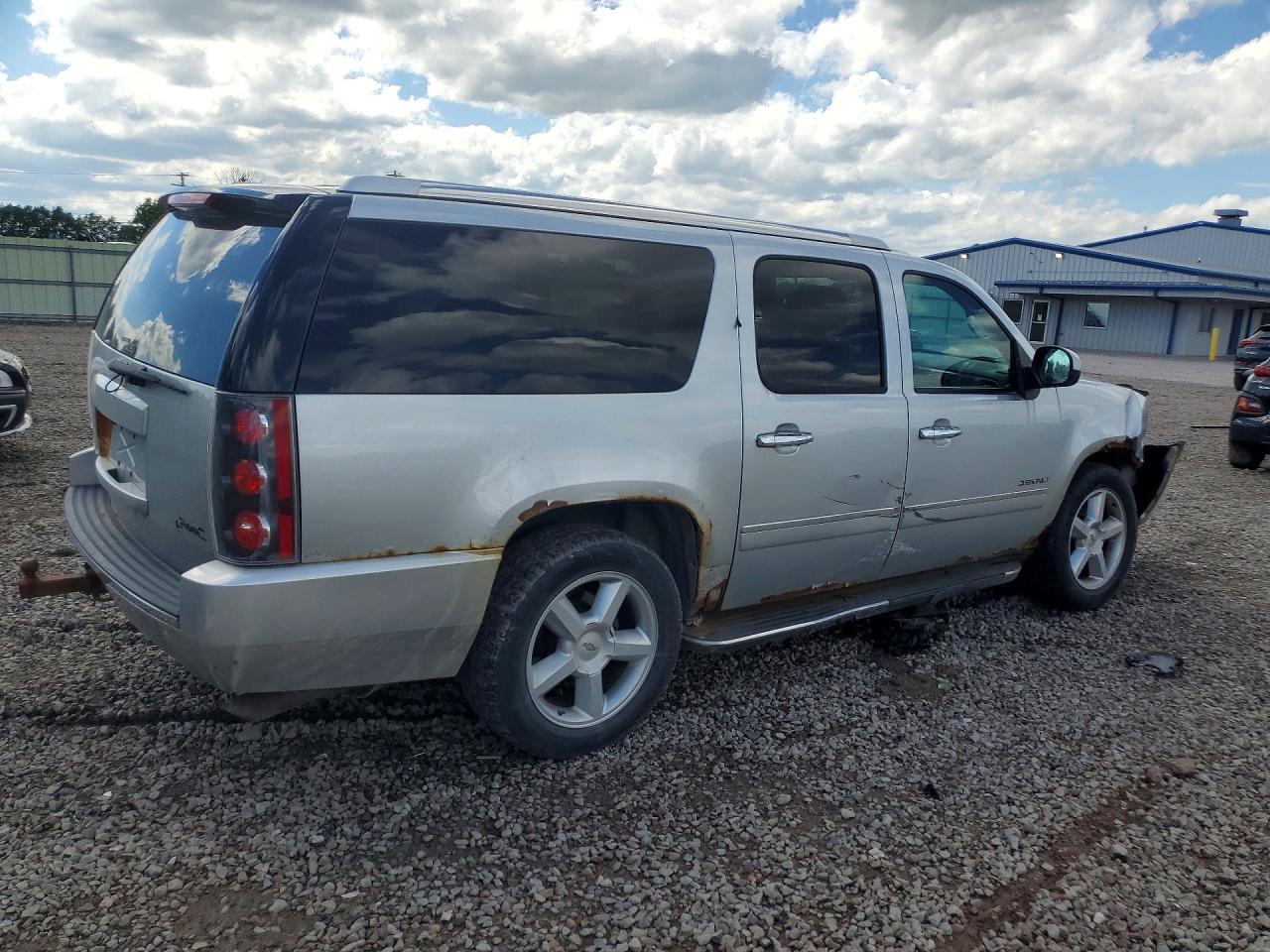2012 Gmc Yukon Xl Denali Silver vin: 1GKS2MEF6CR268532