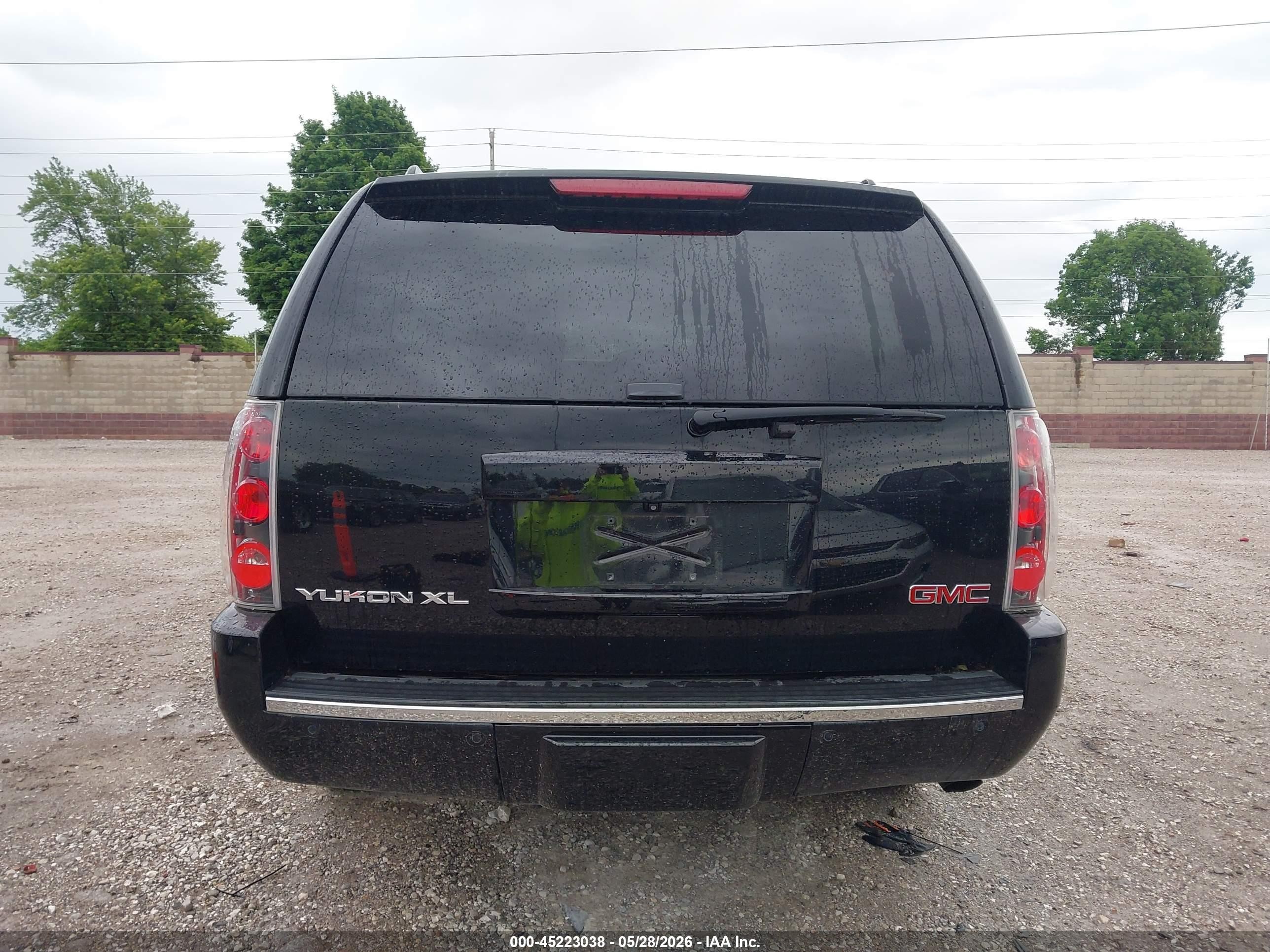 2013 Gmc Yukon Xl 1500 Denali Черный vin: 1GKS2MEF6DR101427