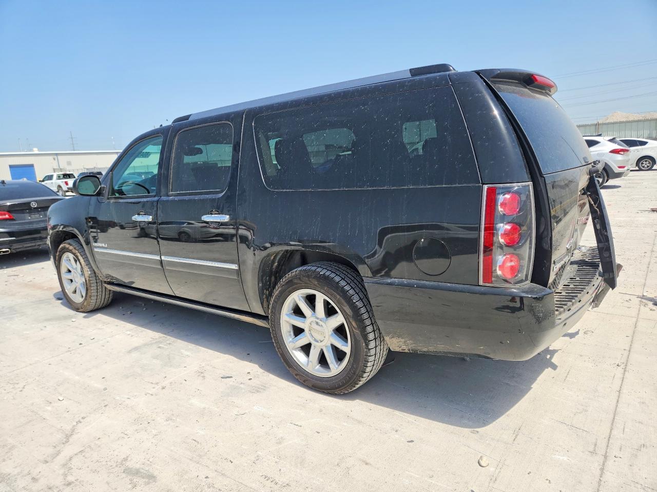 2013 Gmc Yukon Xl Denali Black vin: 1GKS2MEF6DR129714