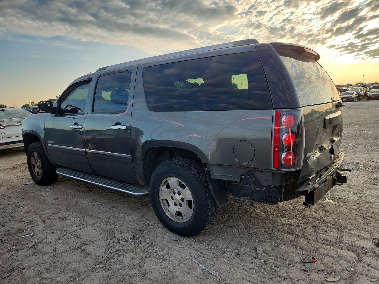 2011 Gmc Yukon Xl Denali Gray vin: 1GKS2MEF7BR206104