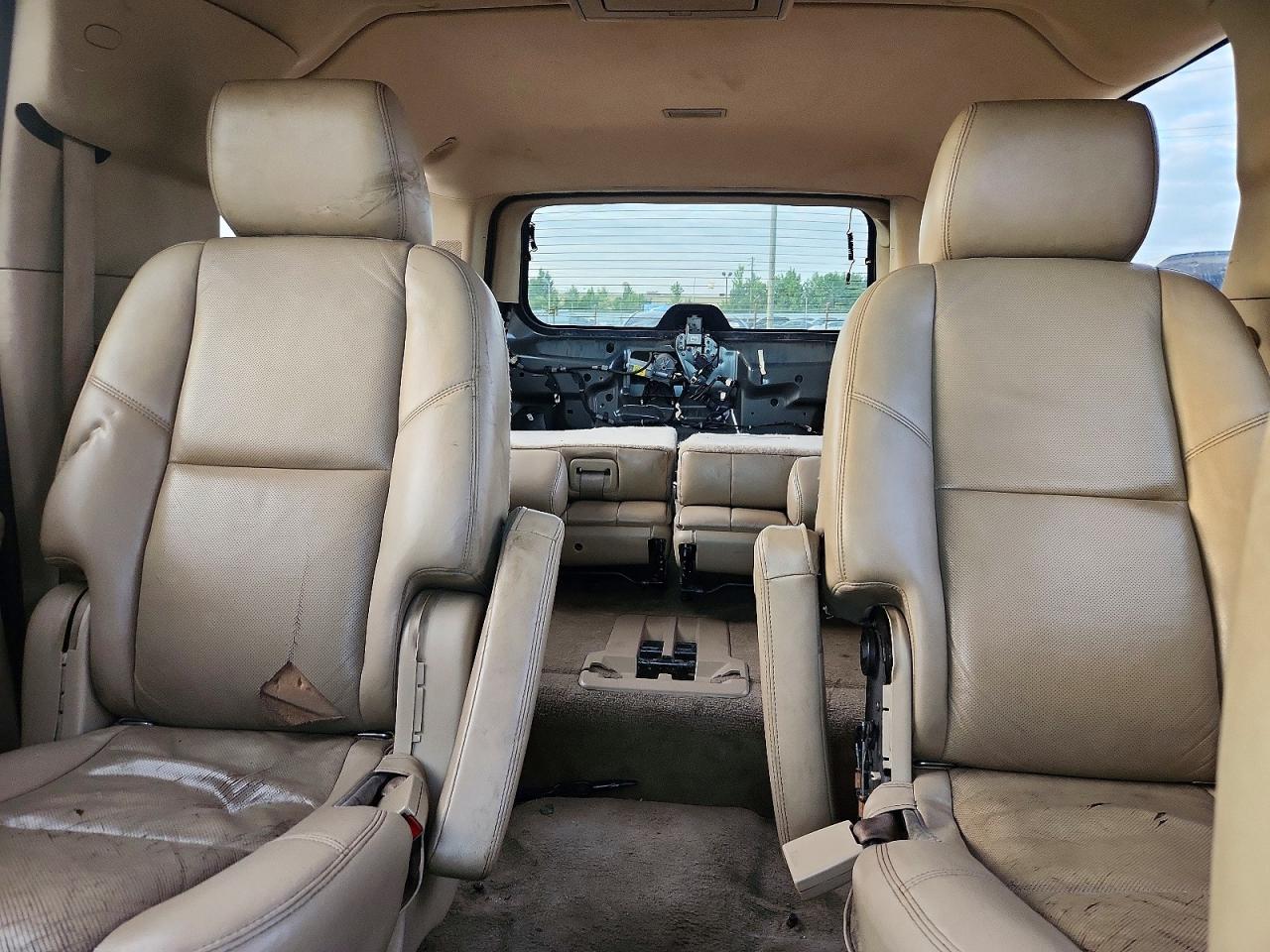 2011 Gmc Yukon Xl Denali Gray vin: 1GKS2MEF7BR206104