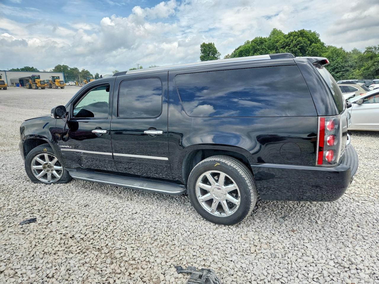 2011 Gmc Yukon Xl Denali Black vin: 1GKS2MEF7BR298394