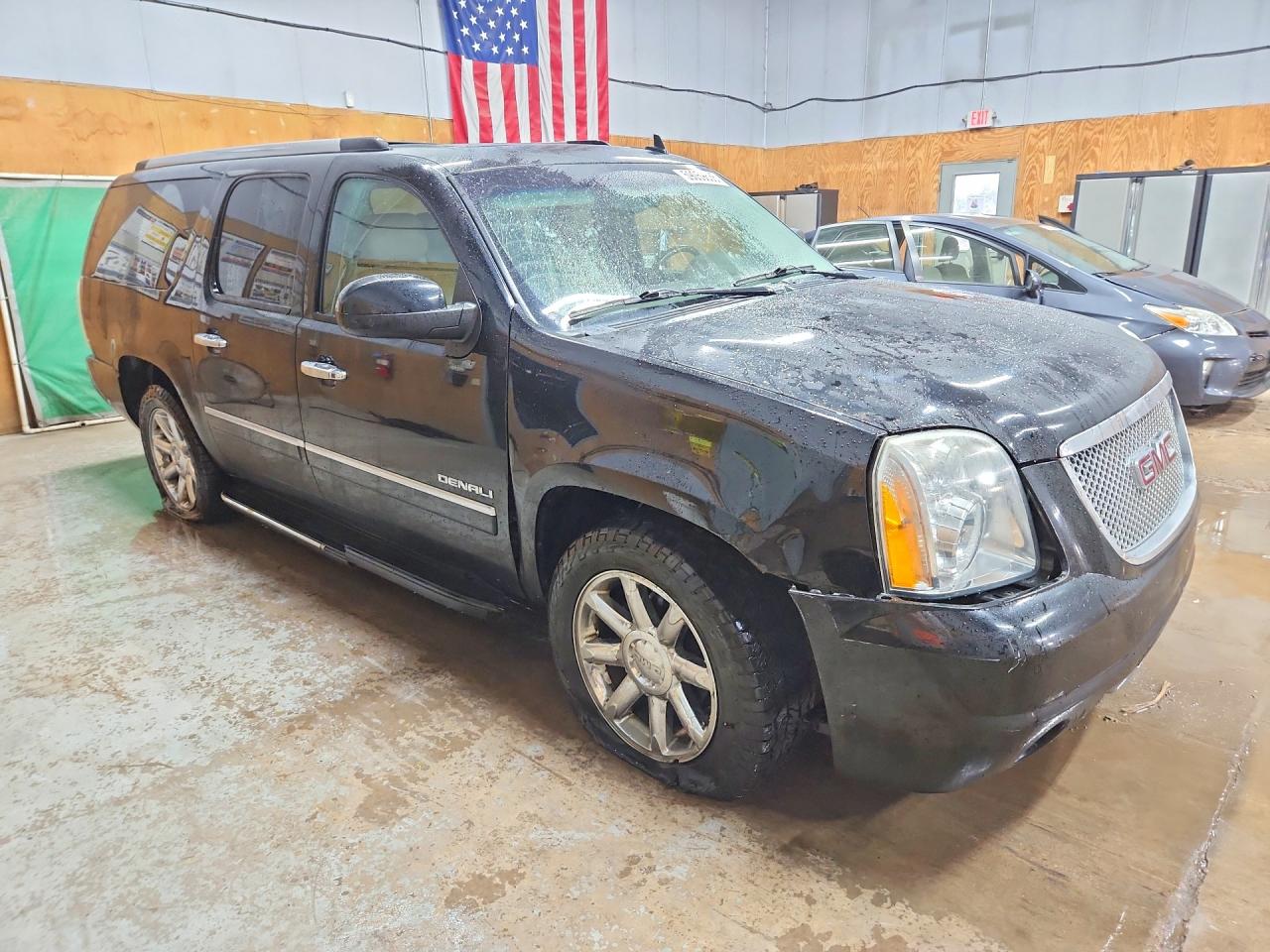 2011 Gmc Yukon Xl Denali Черный vin: 1GKS2MEF7BR366631