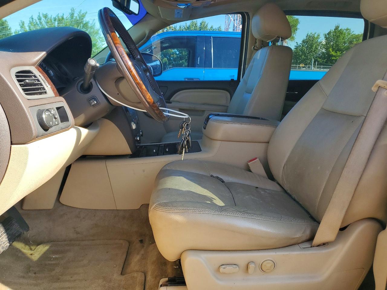 2012 Gmc Yukon Xl Denali Beige vin: 1GKS2MEF7CR115447