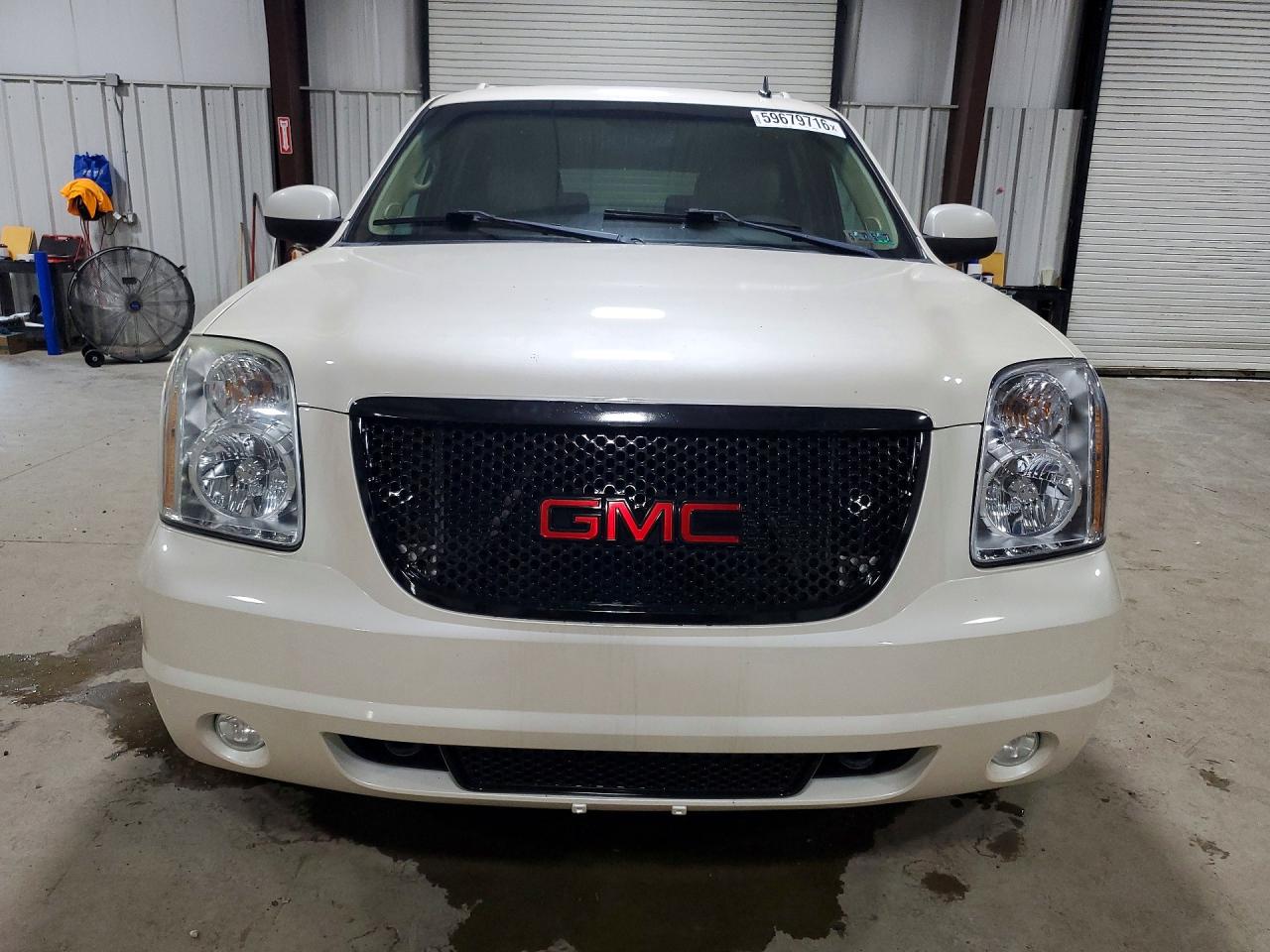 2013 Gmc Yukon Xl Denali White vin: 1GKS2MEF7DR155772