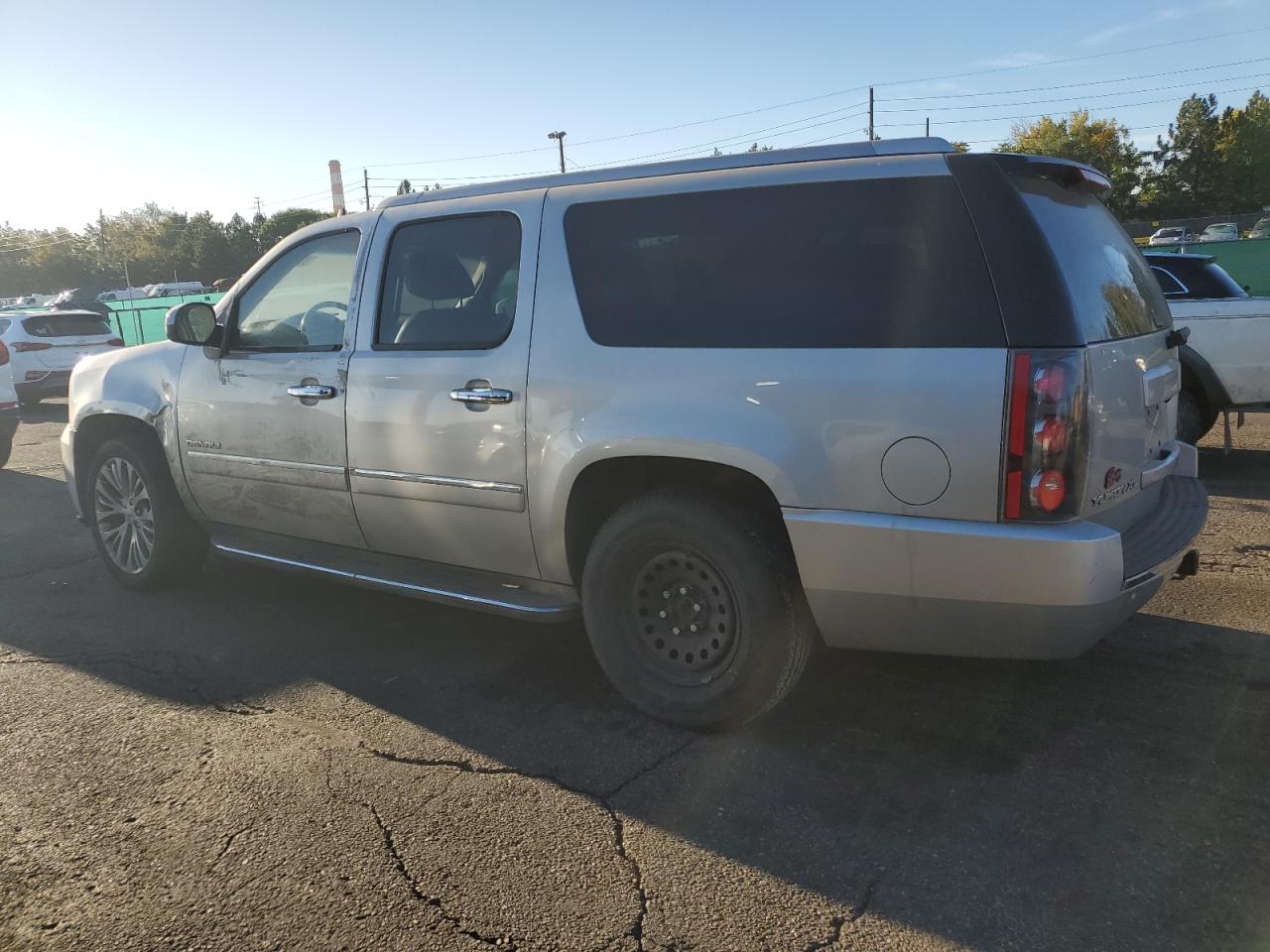2013 Gmc Yukon Xl Denali Silver vin: 1GKS2MEF7DR165671