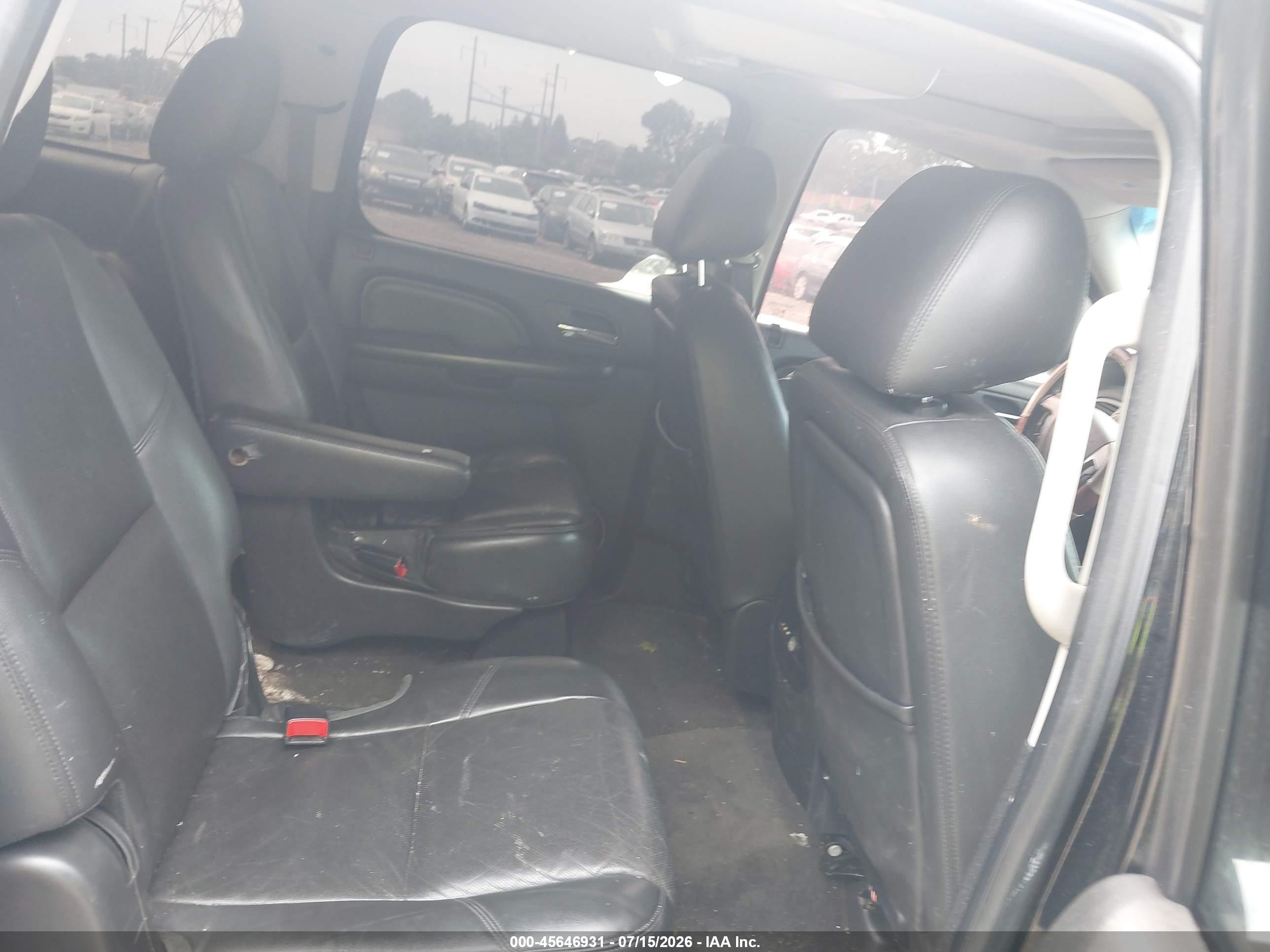 2013 Gmc Yukon Xl 1500 Denali Black vin: 1GKS2MEF7DR184592