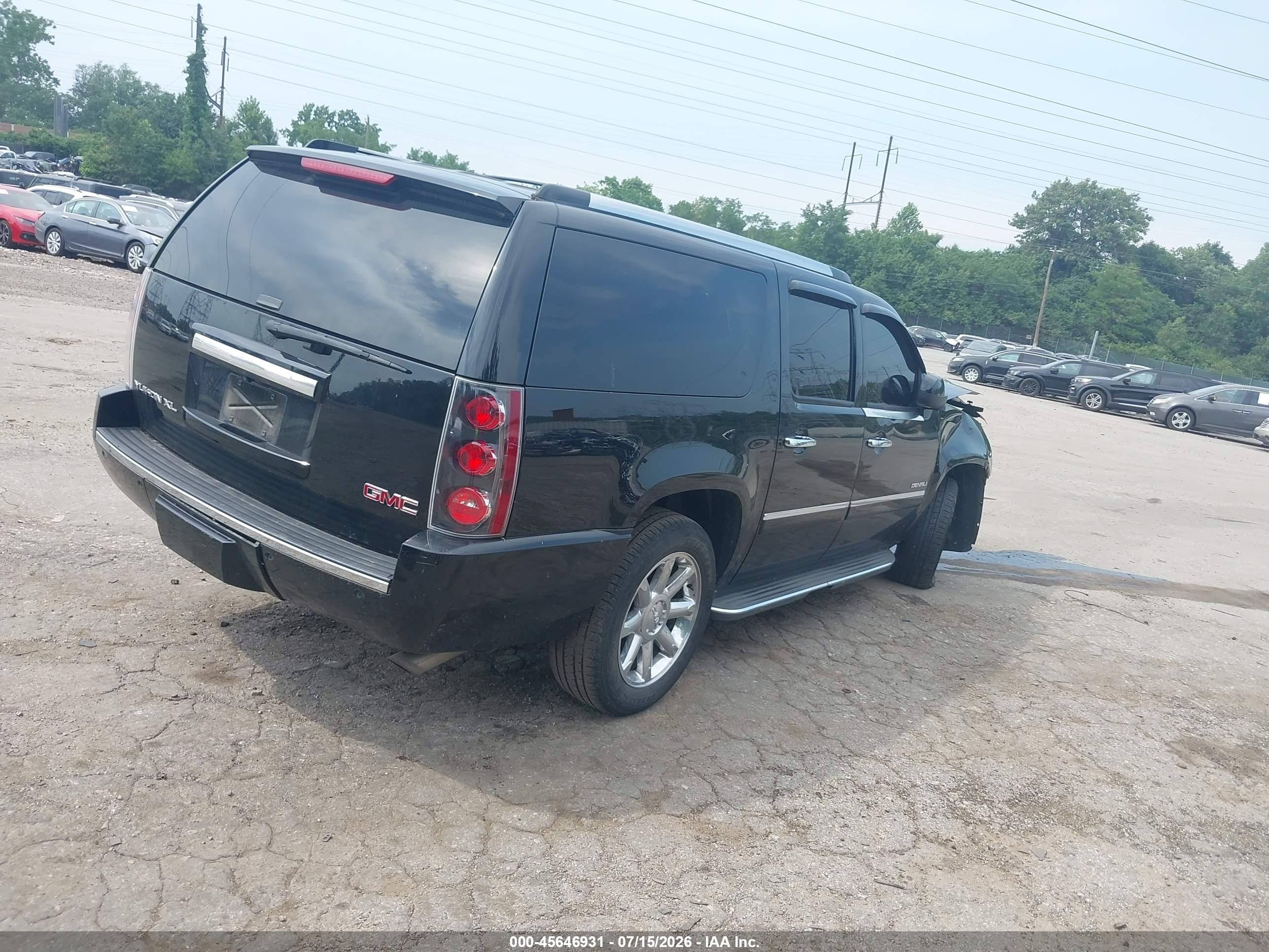 2013 Gmc Yukon Xl 1500 Denali Black vin: 1GKS2MEF7DR184592