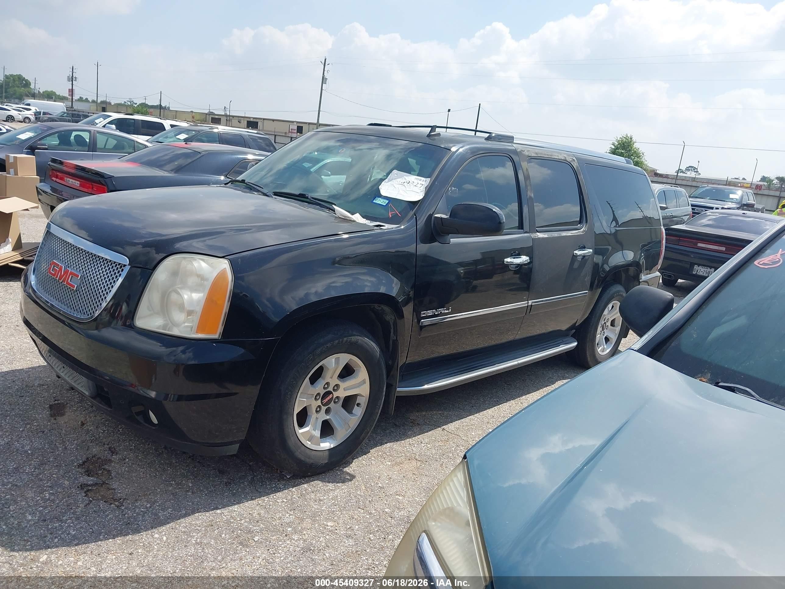 2011 Gmc Yukon Xl 1500 Denali Black vin: 1GKS2MEF8BR135401