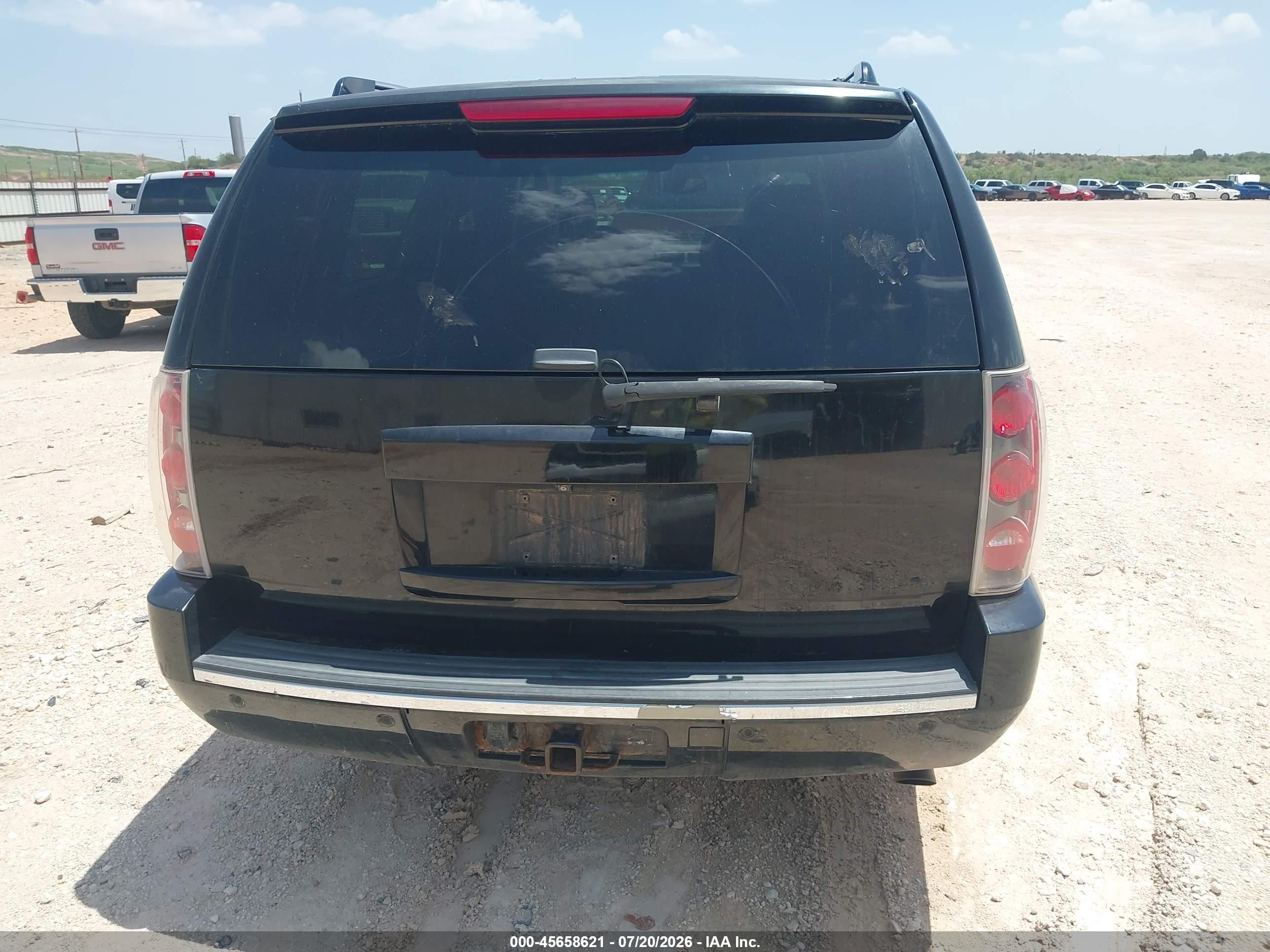 2011 Gmc Yukon Xl 1500 Denali Black vin: 1GKS2MEF8BR203180