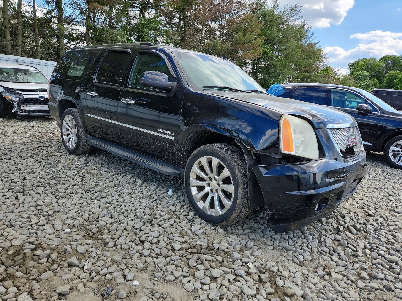 2011 Gmc Yukon Xl Denali Black vin: 1GKS2MEF8BR271916
