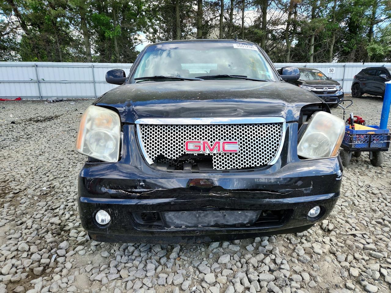 2011 Gmc Yukon Xl Denali Black vin: 1GKS2MEF8BR271916