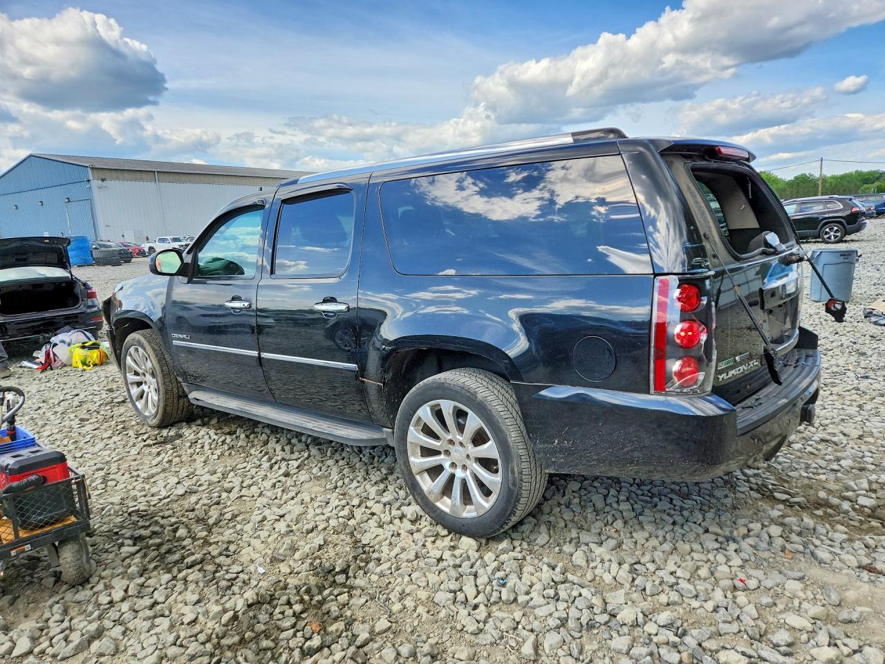 2011 Gmc Yukon Xl Denali Black vin: 1GKS2MEF8BR271916